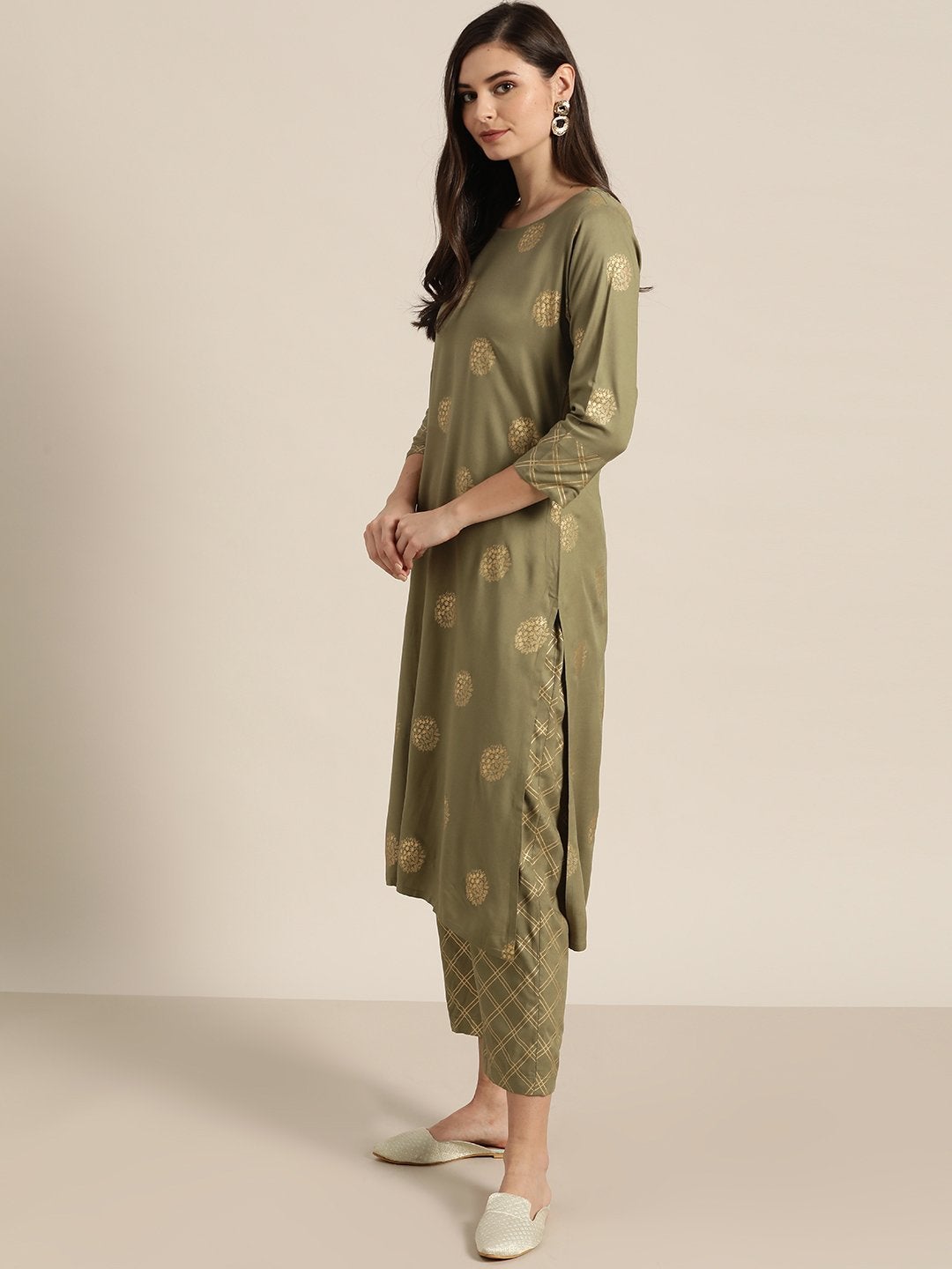 Women's Olive Chakra Foil Kurta With Straight Pants - SHAE