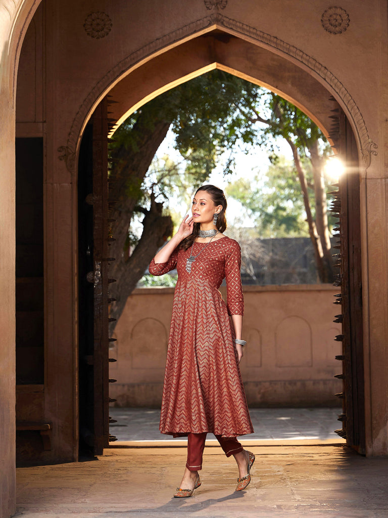 Women's Rust Chevron Foil Anarkali Kurta With Pants
