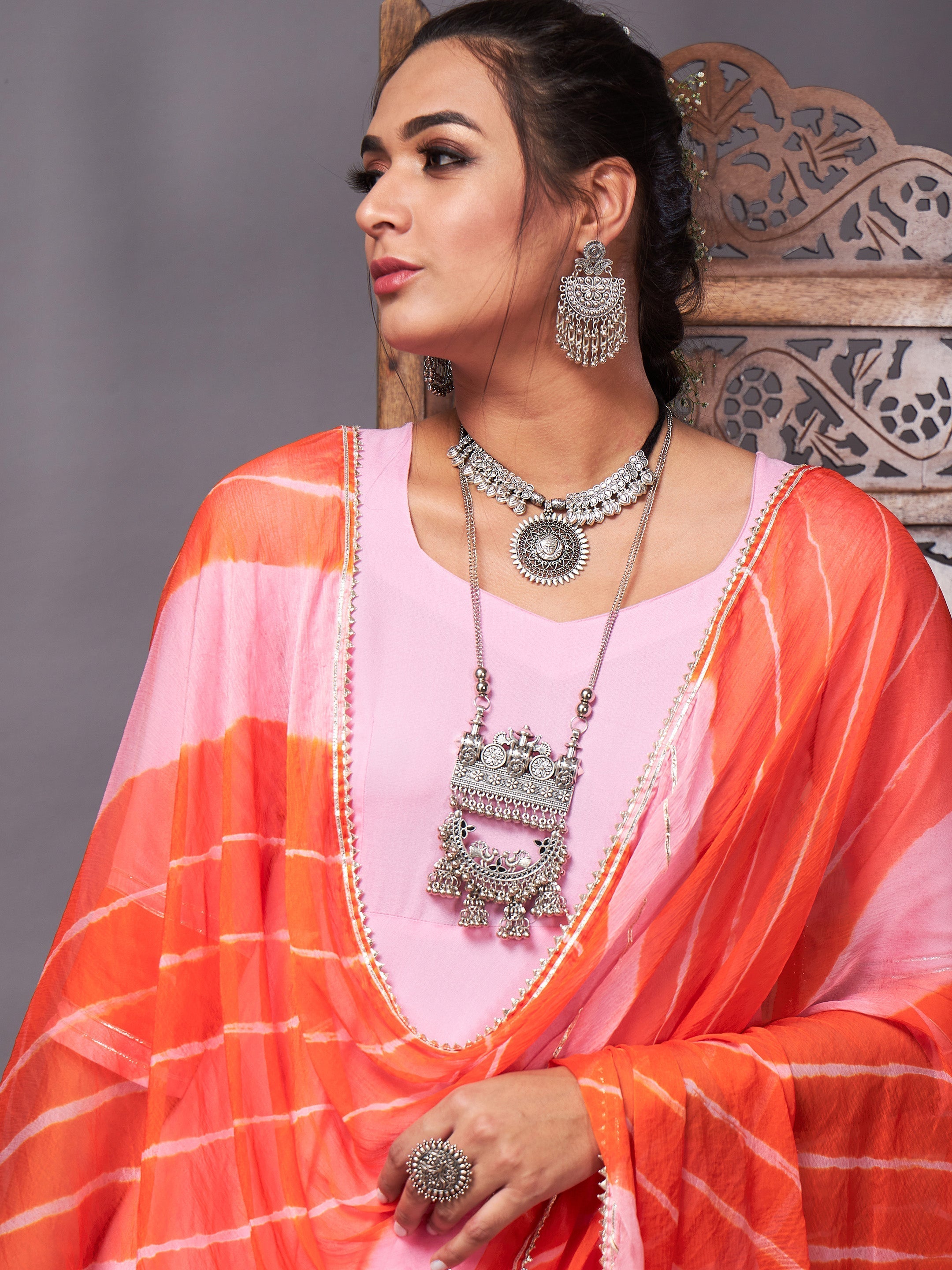 Women's Pink Kurta Set With Orange Lehariya Dupatta - Lyush