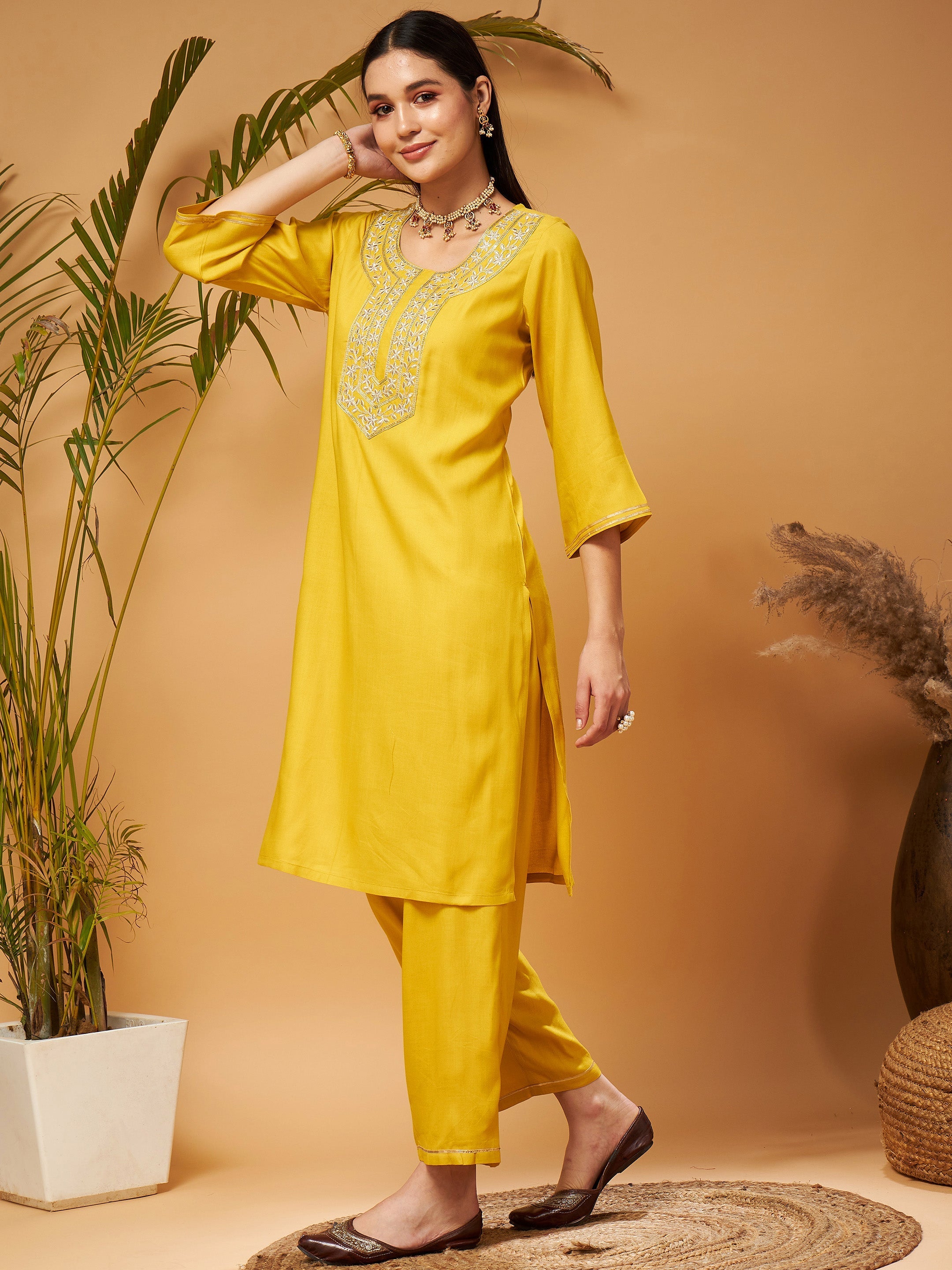 Women's Yellow Gota Embroidered Kurta with Pants - Lyush