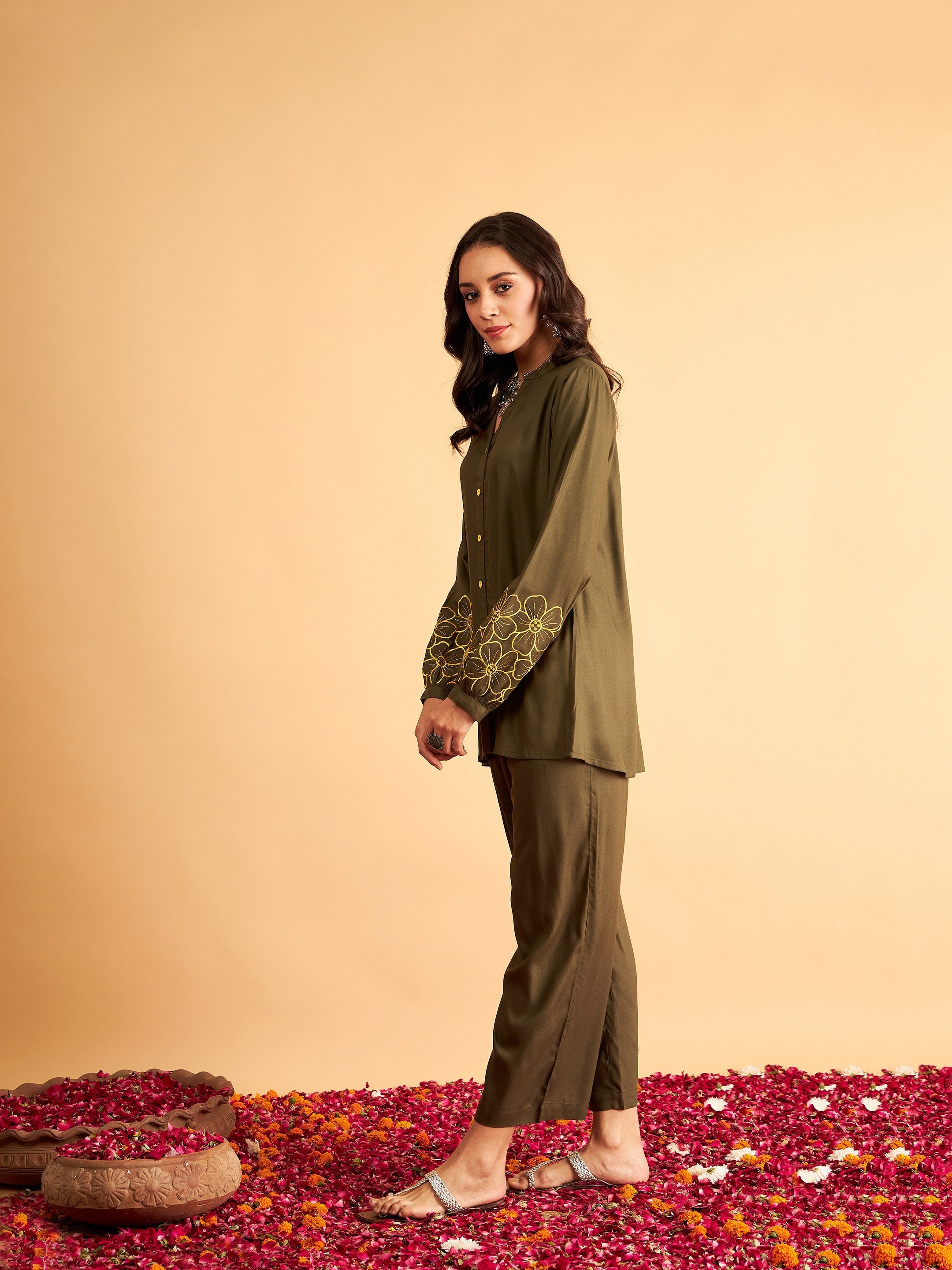 Women's Olive Sleeves Embroidered Shirt With Pants - Lyush