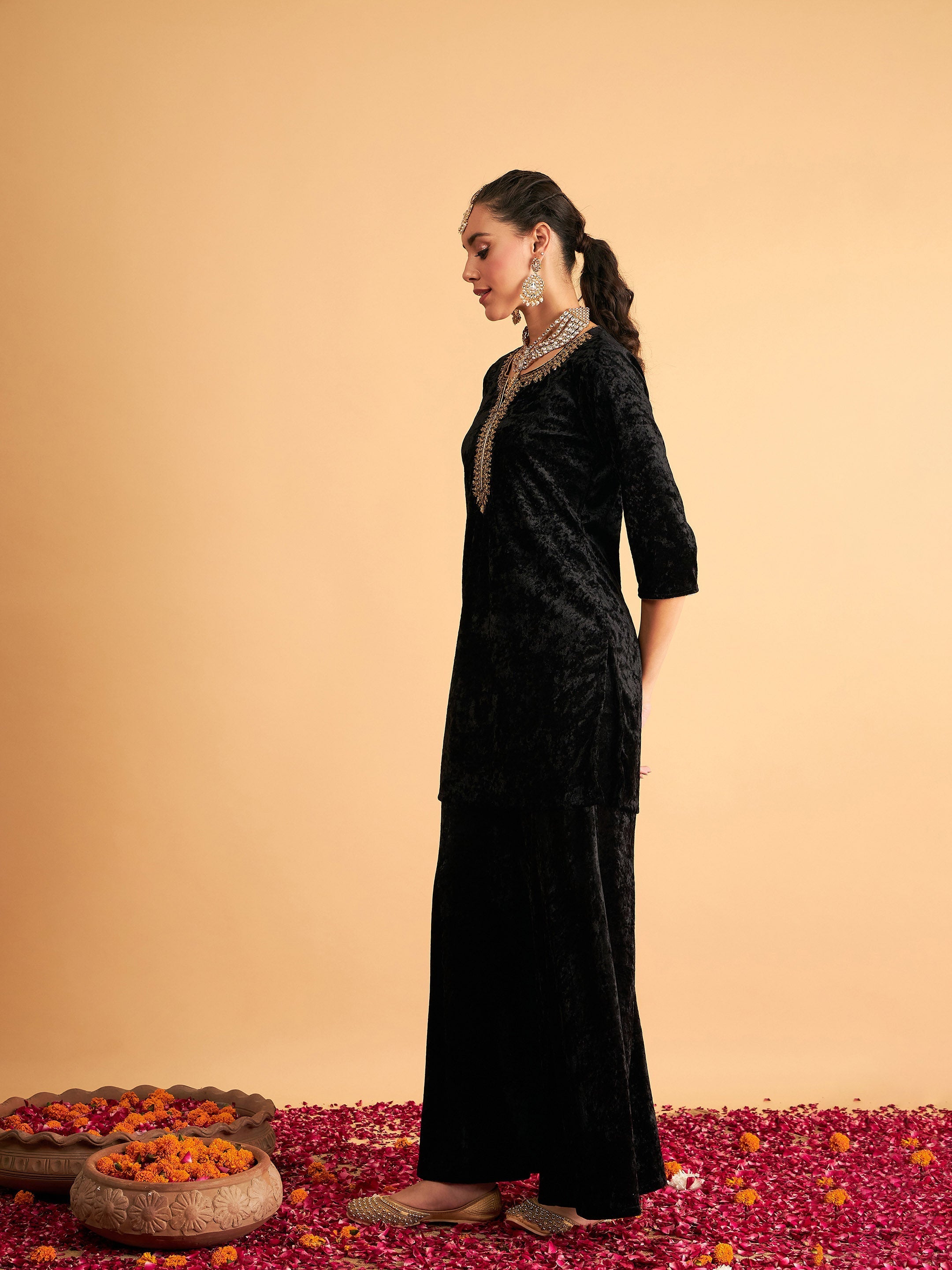 Women's Black Velvet Embroidered Short Kurta With Palazzos - Lyush
