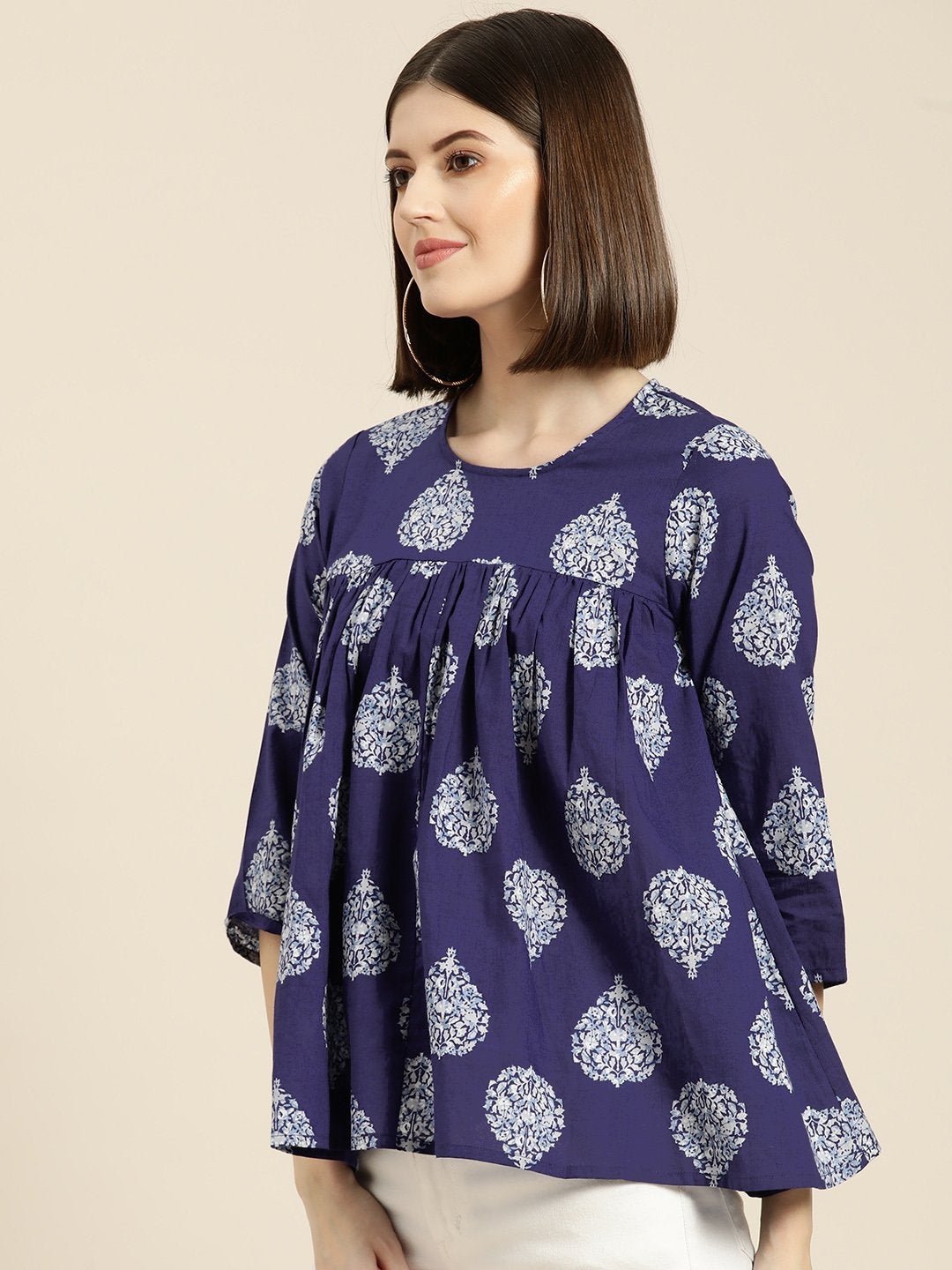 Women's Blue Floral Booti Yoke Top - SASSAFRAS