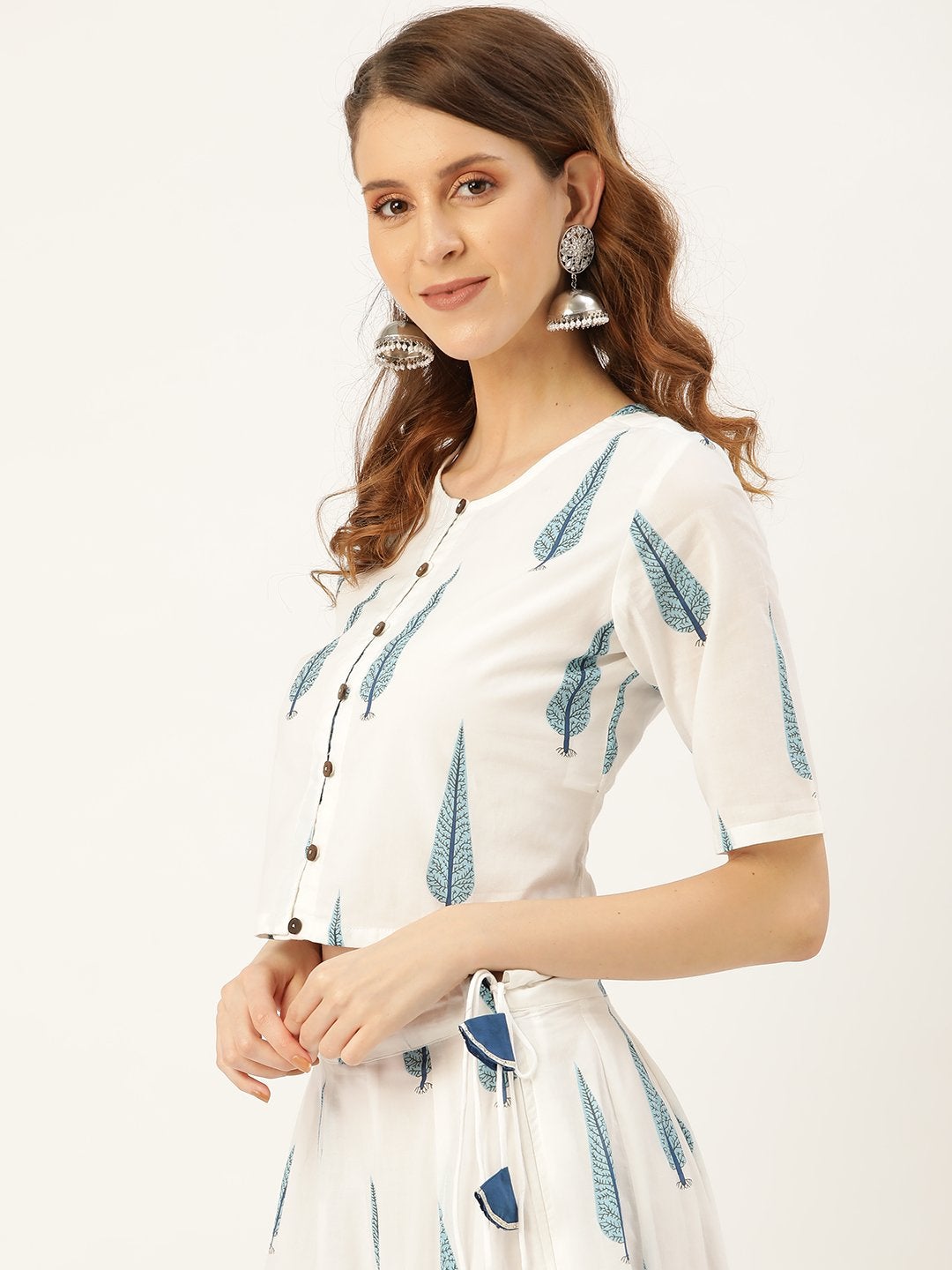 Women's Blue Leaf Print Front Button Crop Top - SASSAFRAS