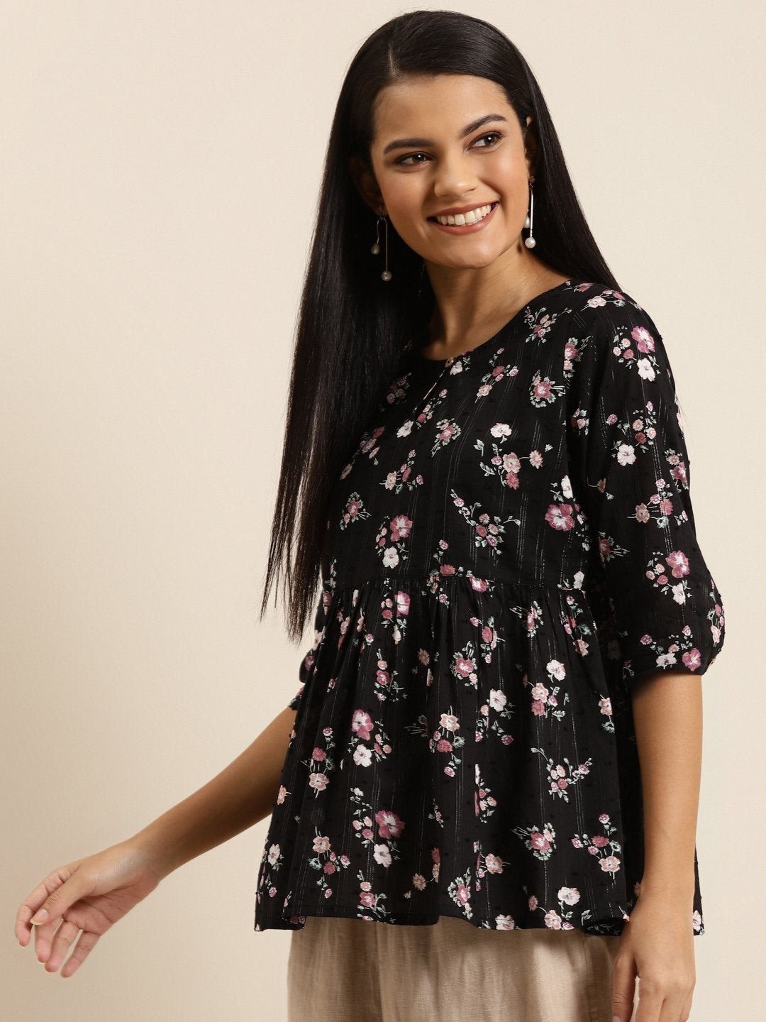 Women's Black Floral Front Keyhole Peplum Top
