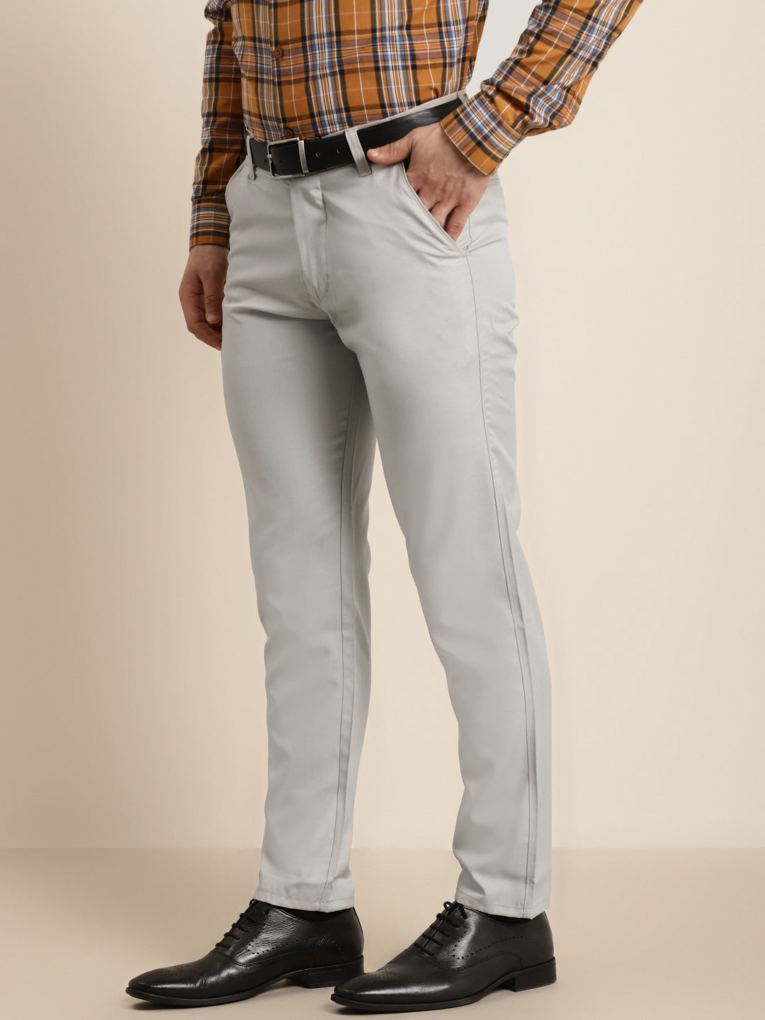 Men's Cotton Blend Light grey Solid Casual Trouser - Sojanya