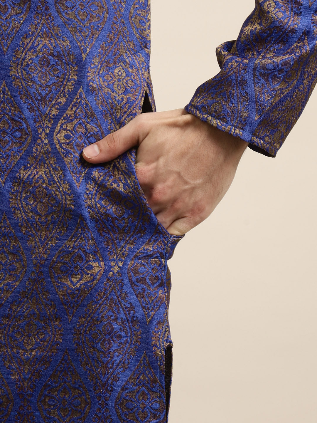 Men's Jacquard Silk Blue & Gold Kurta - Sojanya