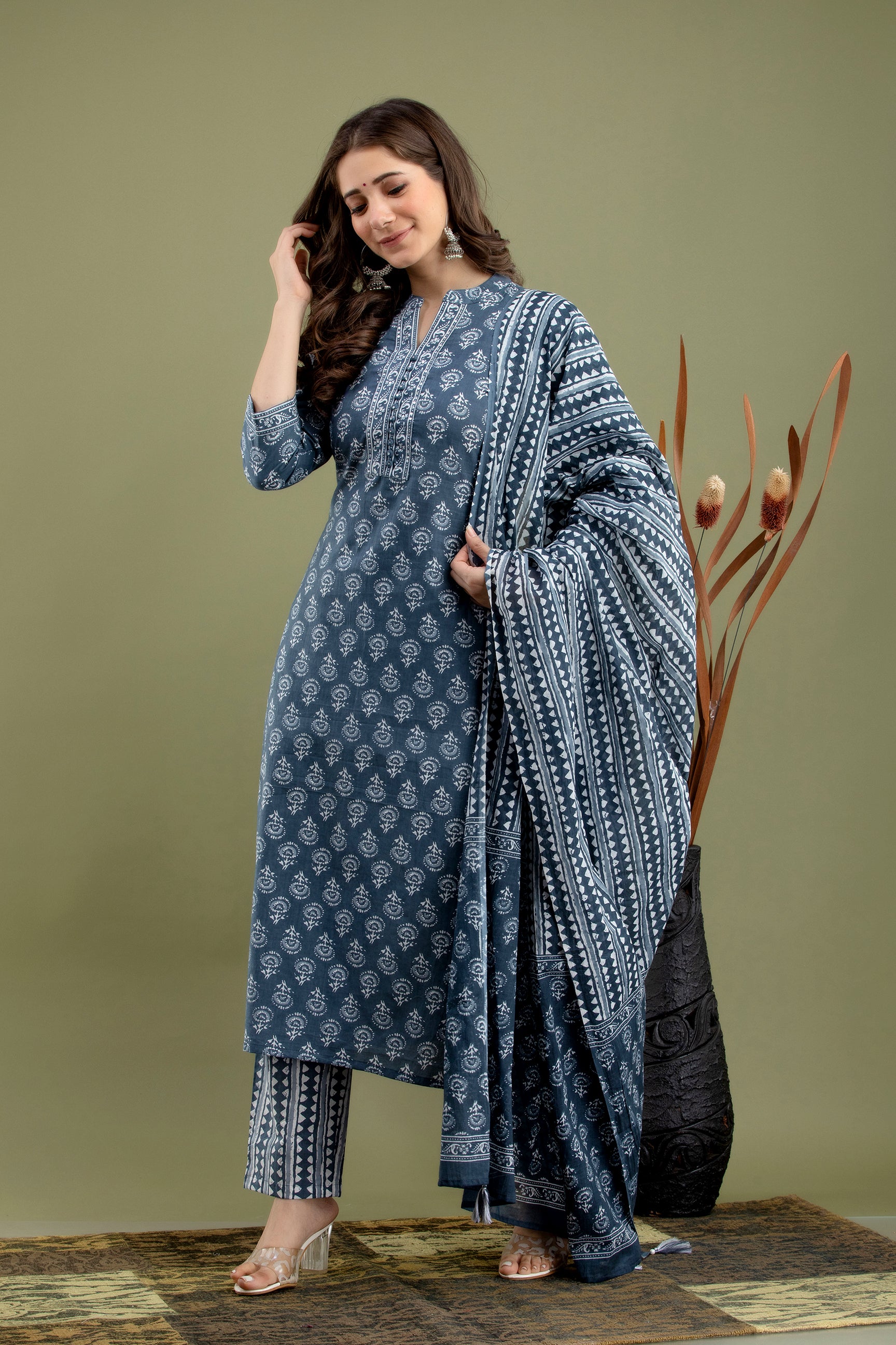 Women's Grey printed kurta dupatta set - MISSKURTI