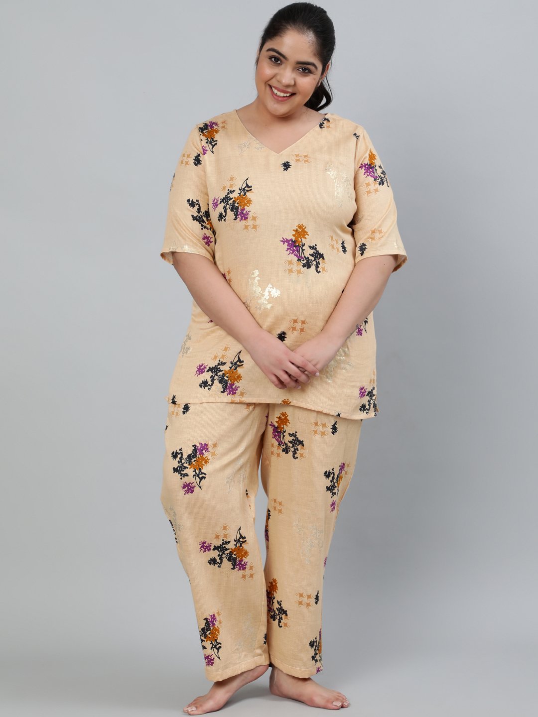 Women's Plus Size Cream Floral Printed Night Suit With Half Sleeves - Nayo Clothing