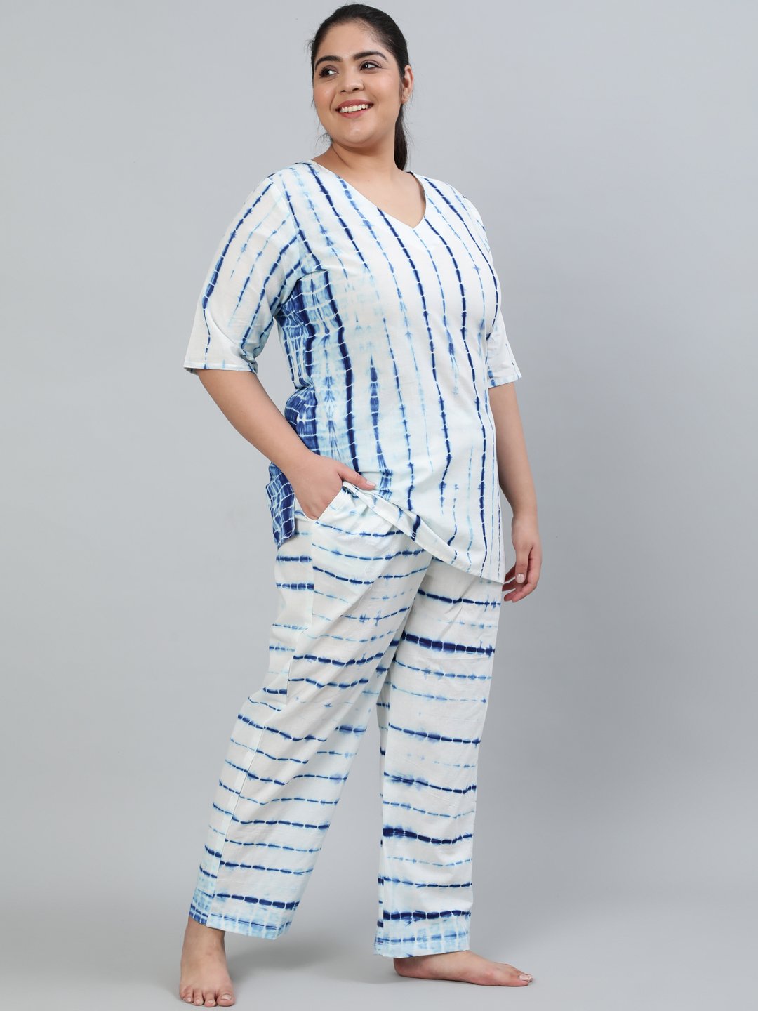 Women's Plus Size Off- White Tie-Dye Printed Night Suit With Half Sleeves - Nayo Clothing
