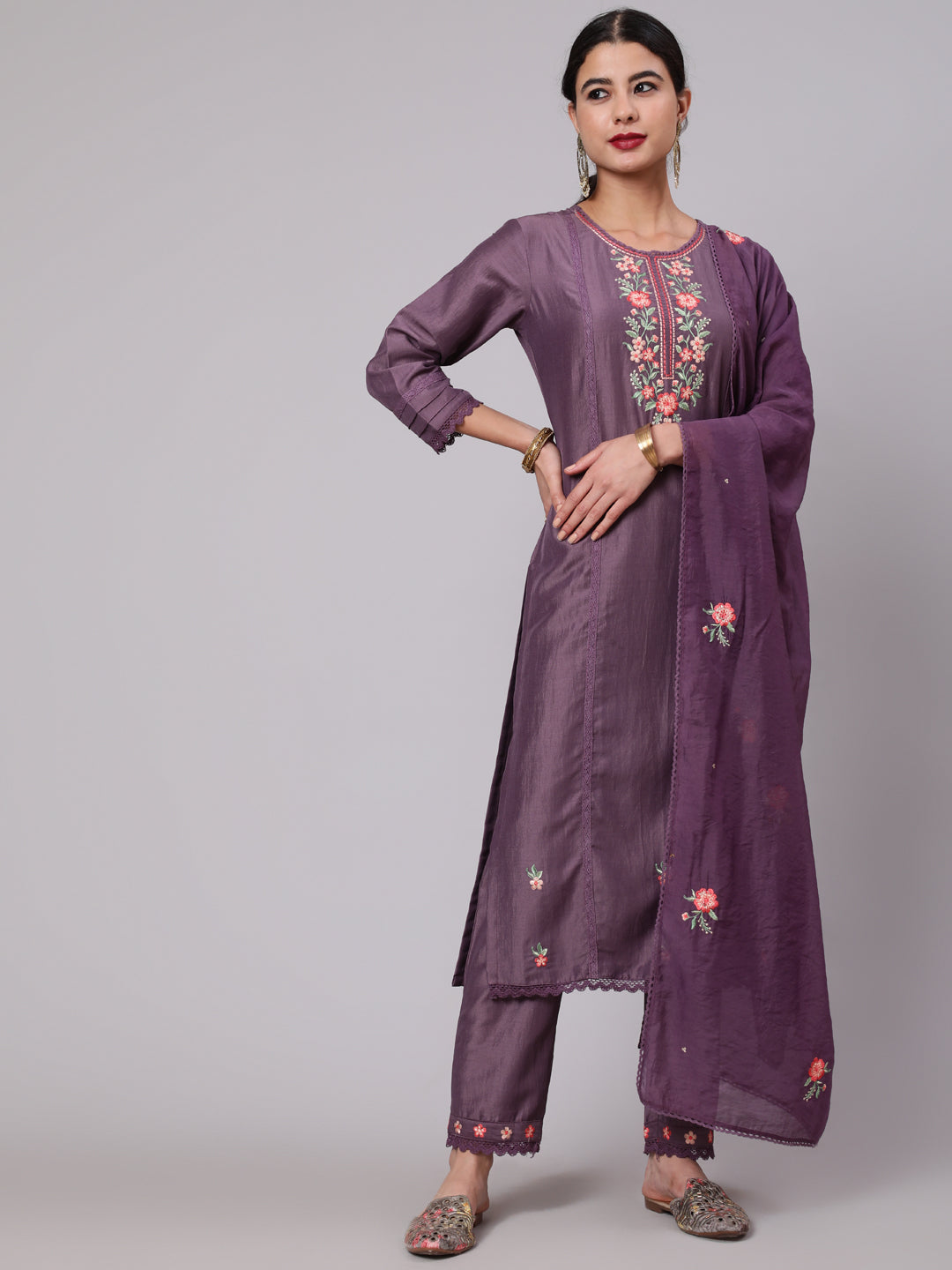 Women's Purple Embroidered Kurta Pant With Dupatta - Aks