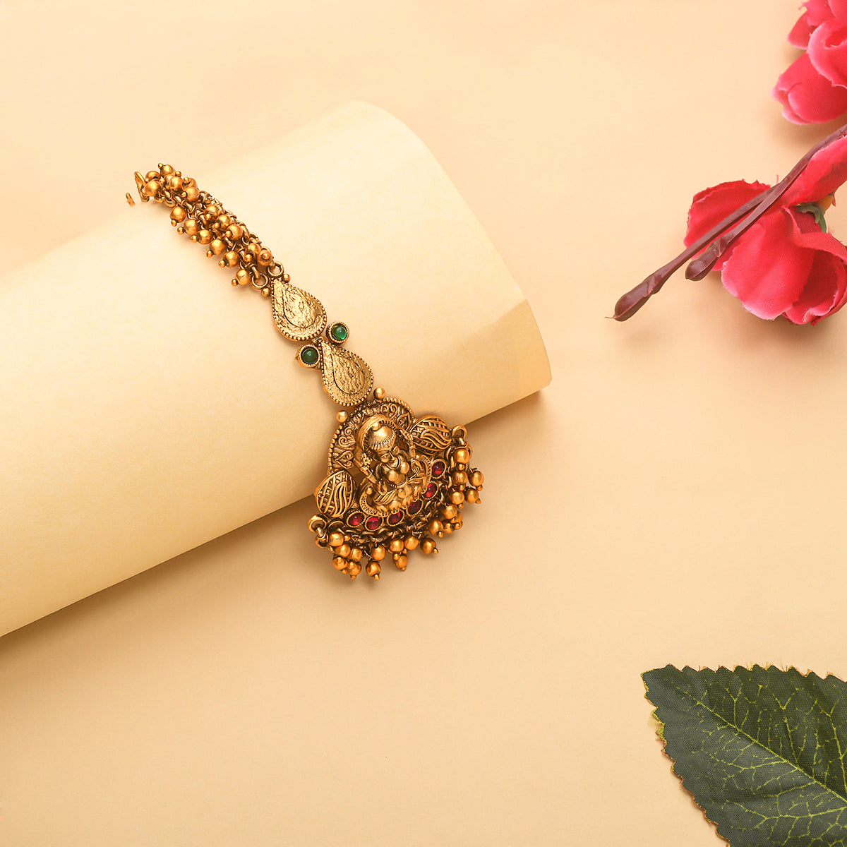 Women's Kundan And Faux Pearls Adorned Brass Gold Plated Maang Tika - Voylla
