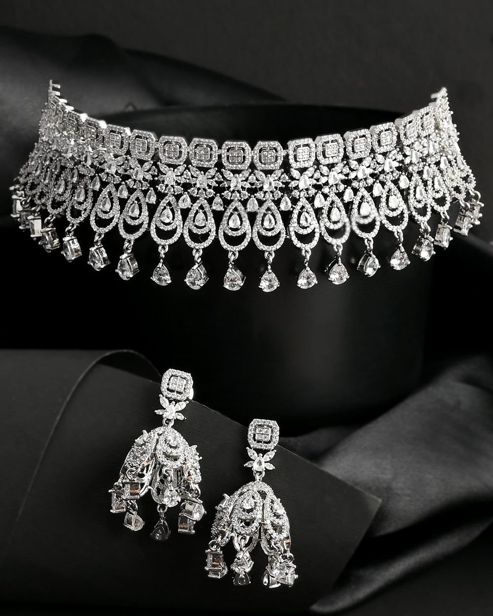Women's Sparkling Opulence Teardrop Gems Jewellery Set - Voylla