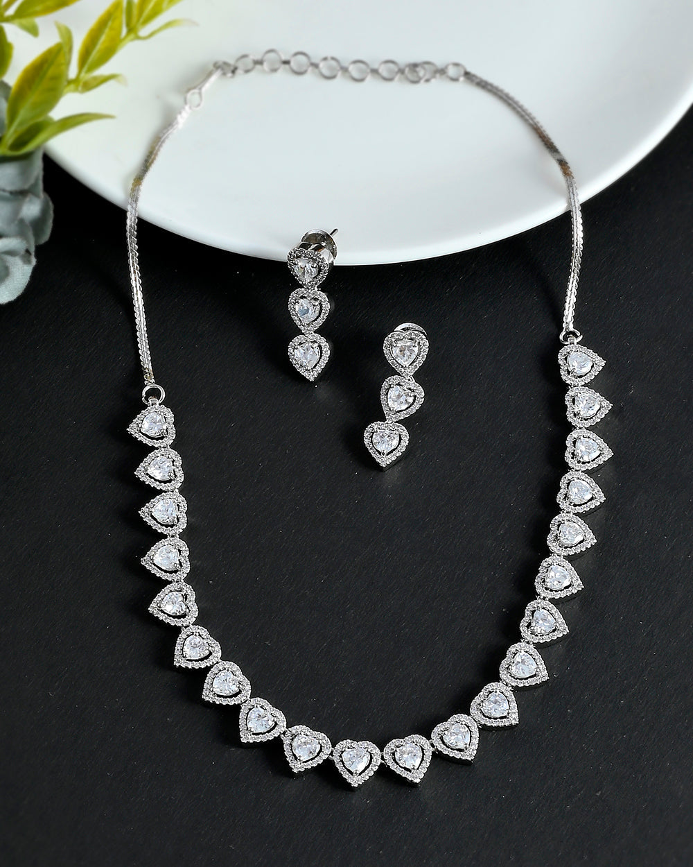 Women's Sparkling Elegance Hearts Jewellery Set - Voylla