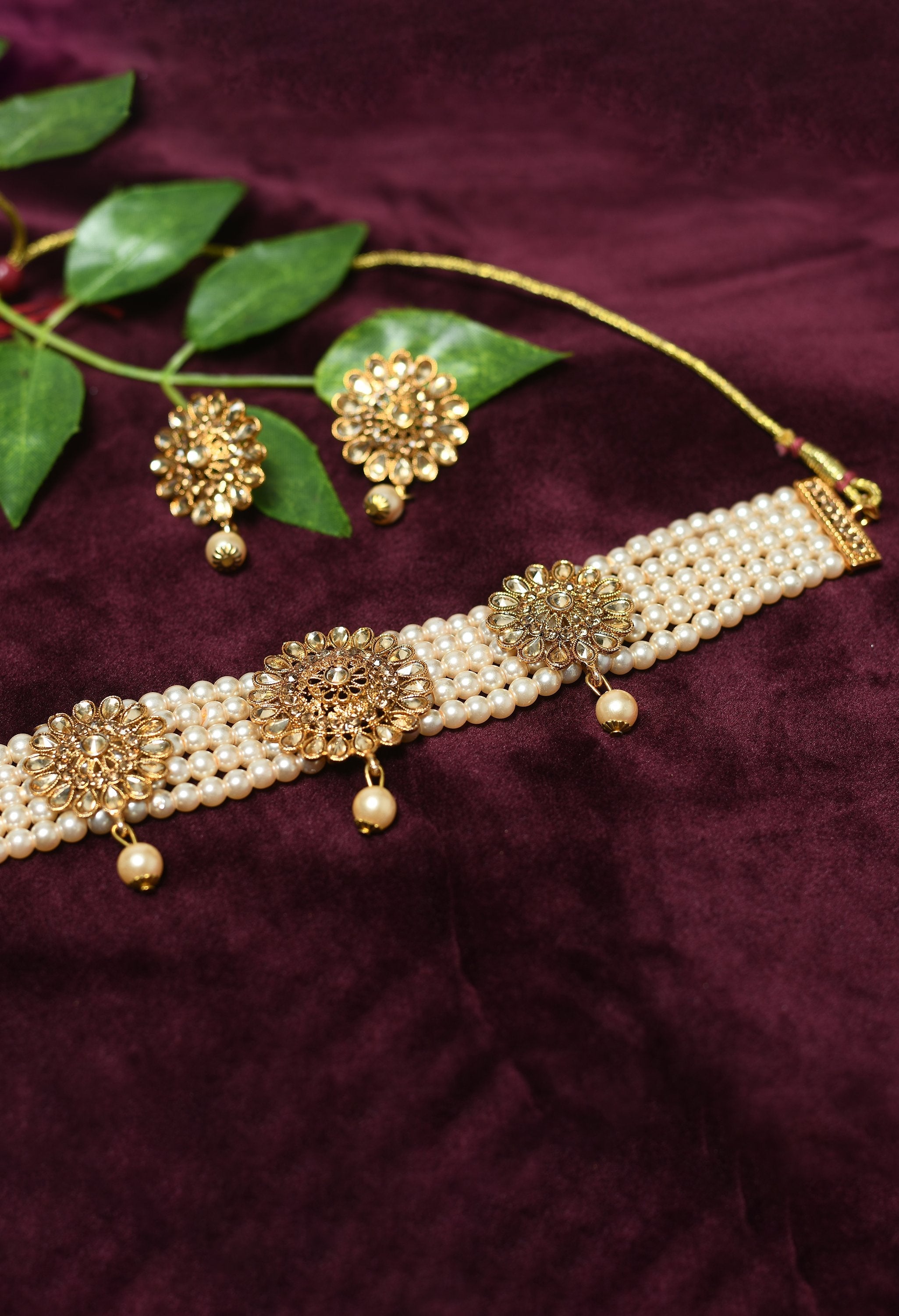 Women's Golden Plated Necklace And Earrnigs With Kundan And Pearl   - Tehzeeb