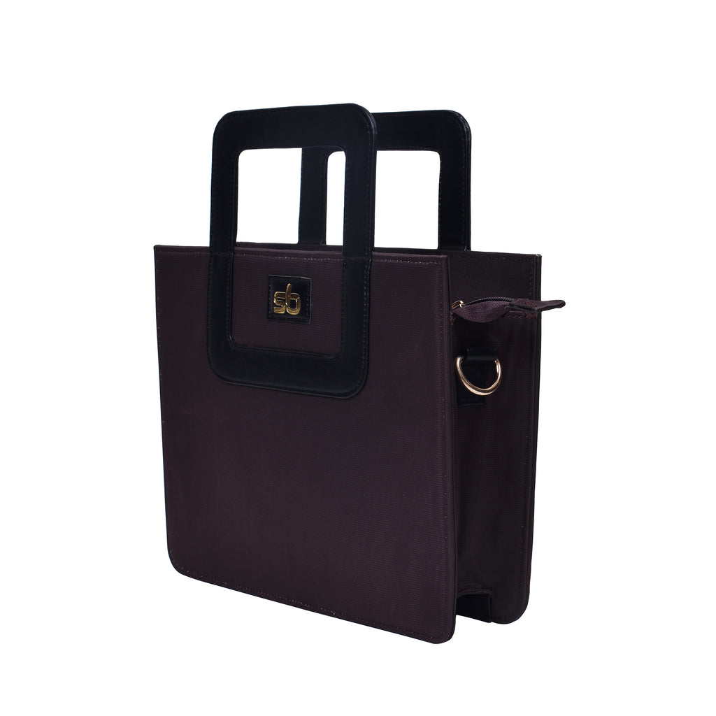 Women's Spacious, Stylish, Sturdy Handbag With Zip Closure