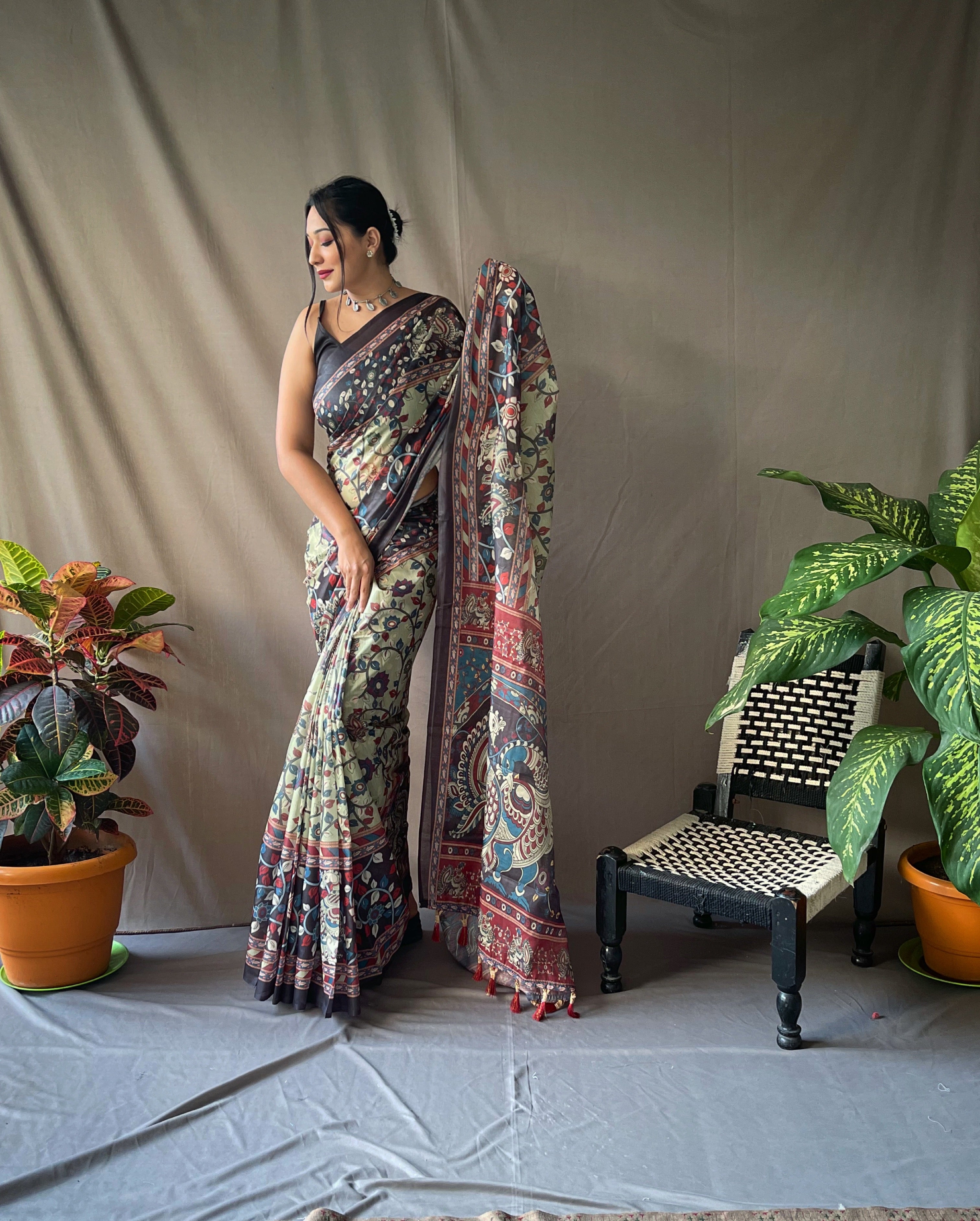 Women's Green Color Cotton Kalamkari Printed Saree Thistle Green