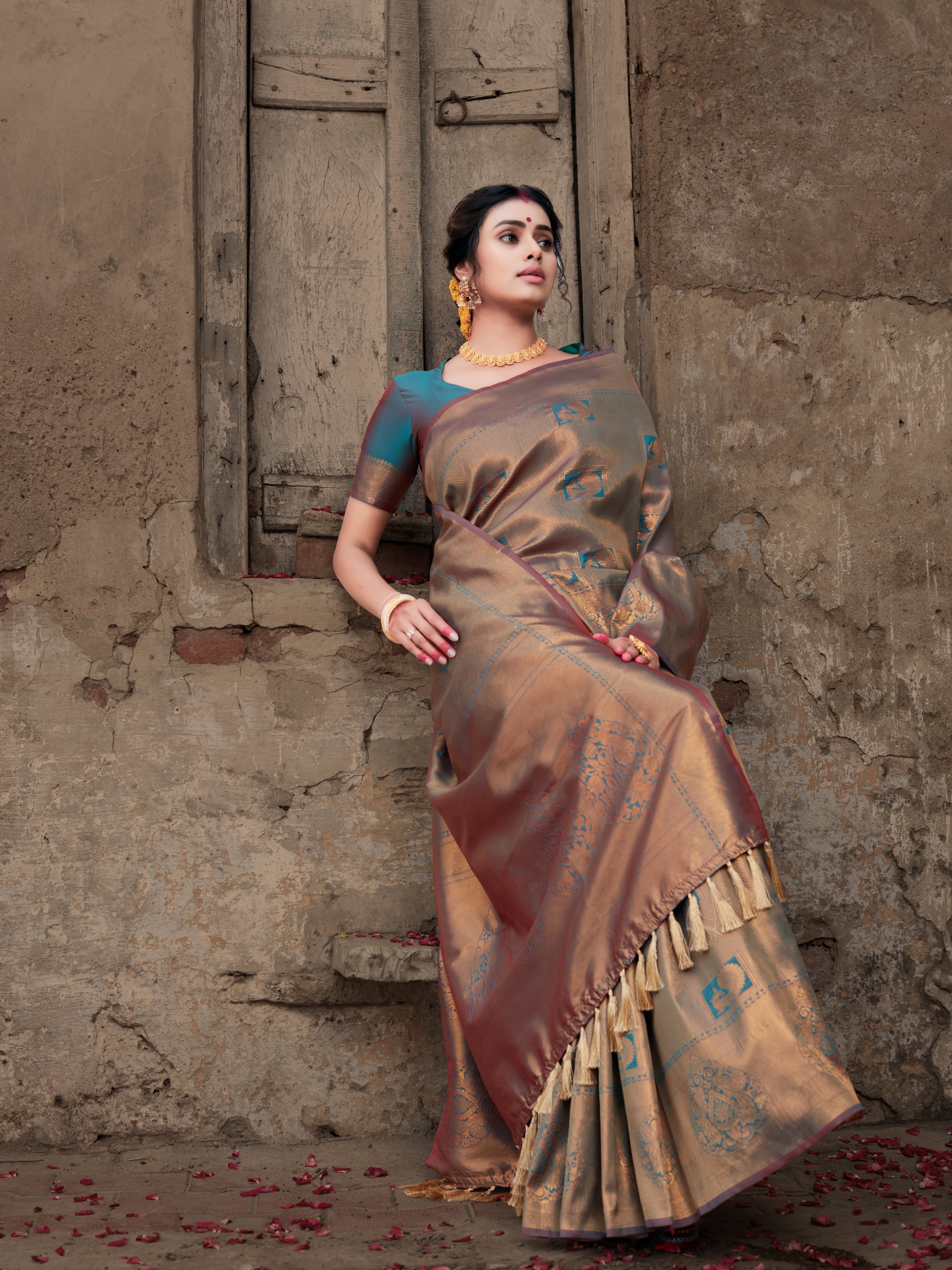 Women's Pure Kanjeevaram Silk Woven Saree Grey - Tasarika