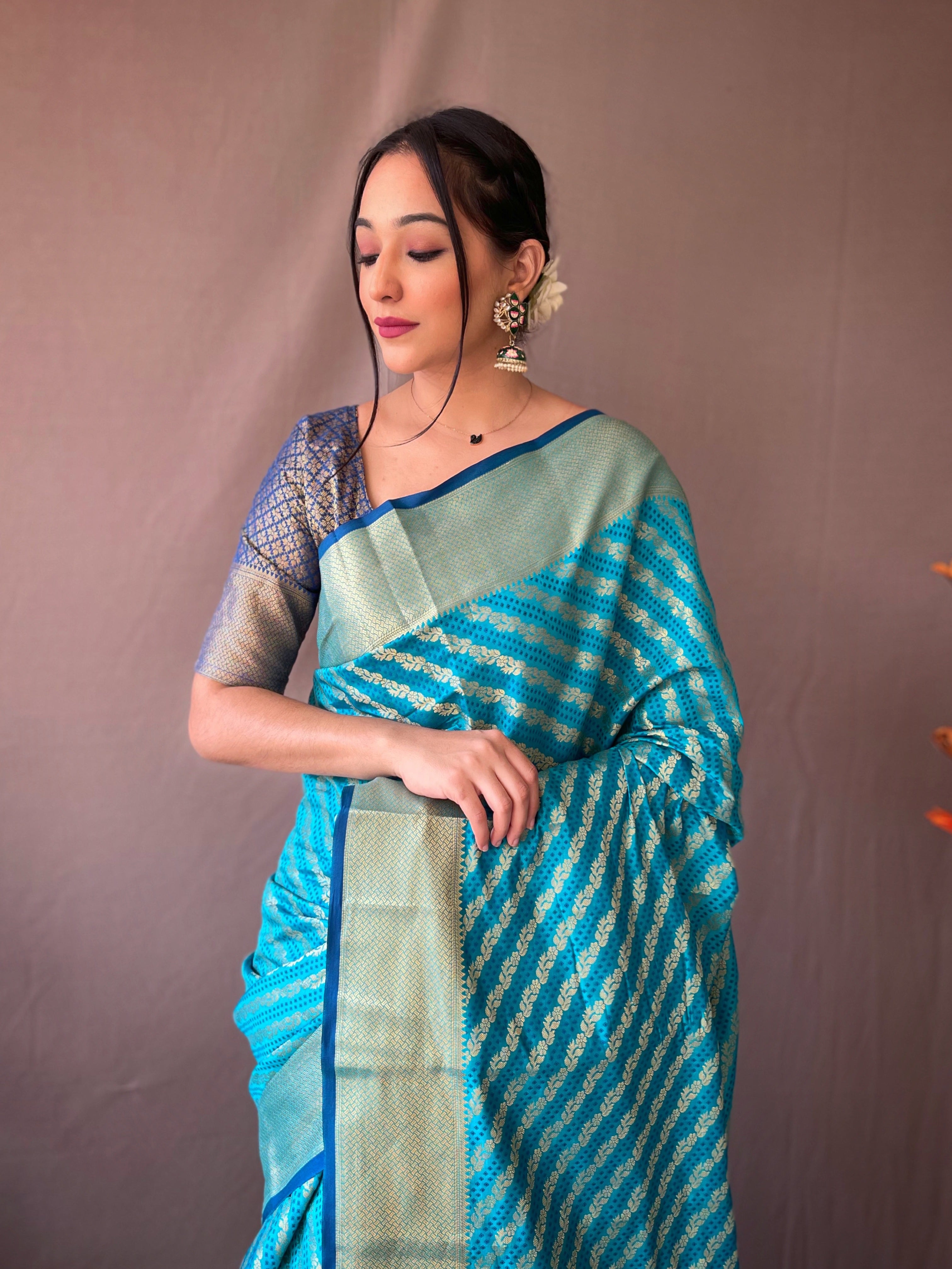 Women's Rama Sky Color Patola Leheriya Rama Blue Woven Silk Saree - TASARIKA