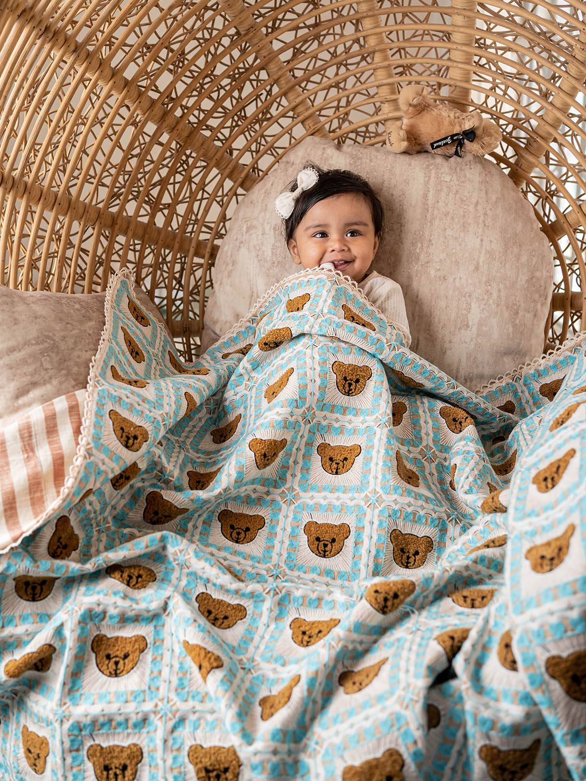 Girl's Teady Woollen Embroidered Crocheted Style Baby Kids Blanket - HALEMONS