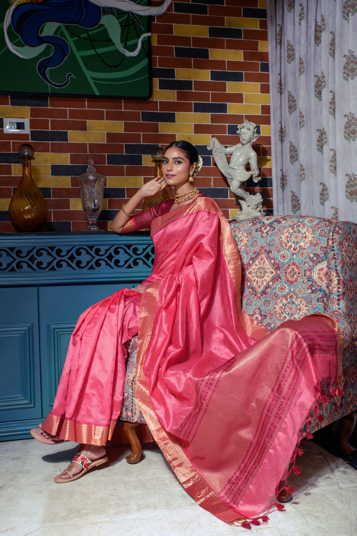 Women's Rani Pink Woven Paithani Silk Saree with Tassels - Vishnu Weaves