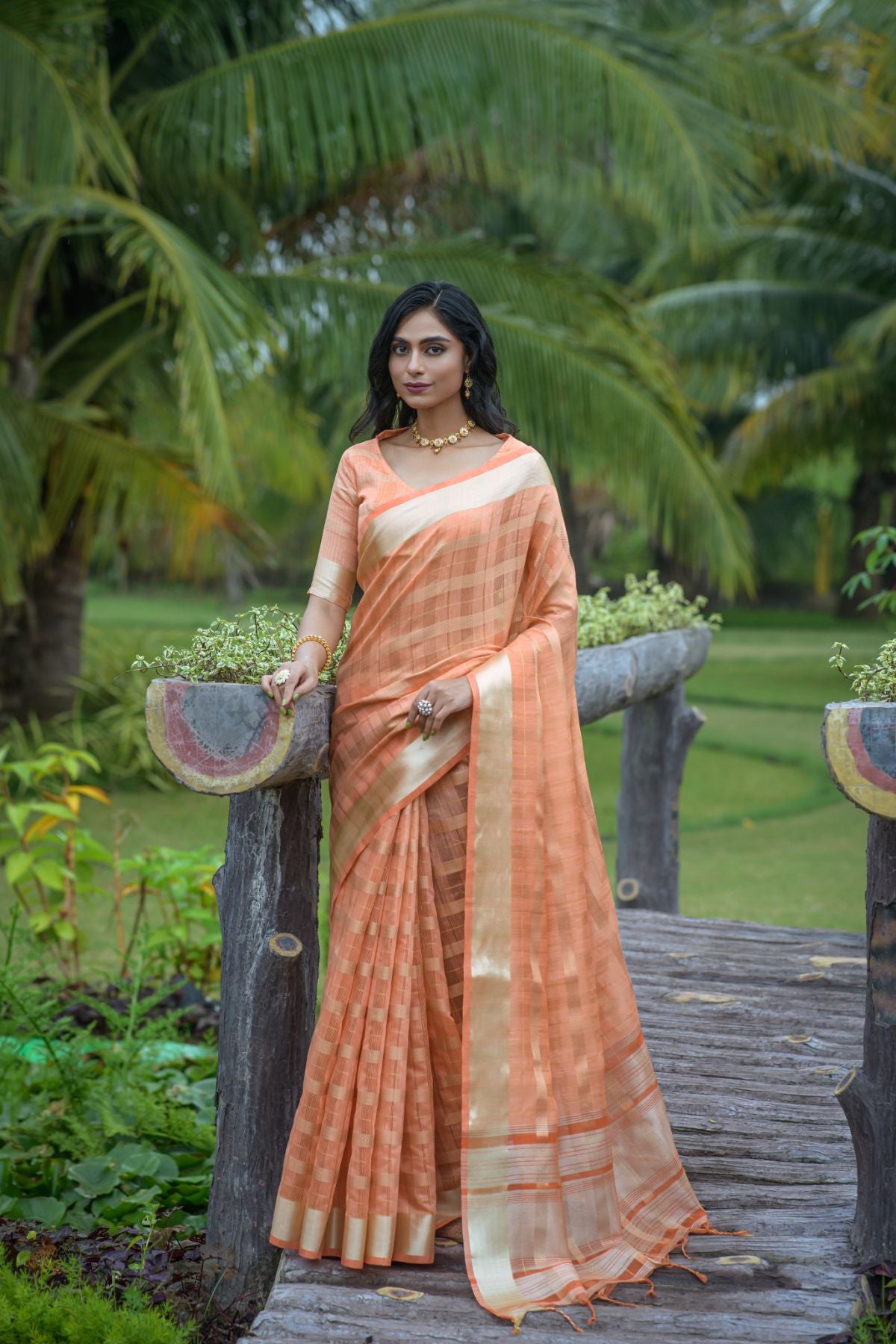 Women's Orange Woven Organza Silk Saree with Tassels - Vishnu Weaves