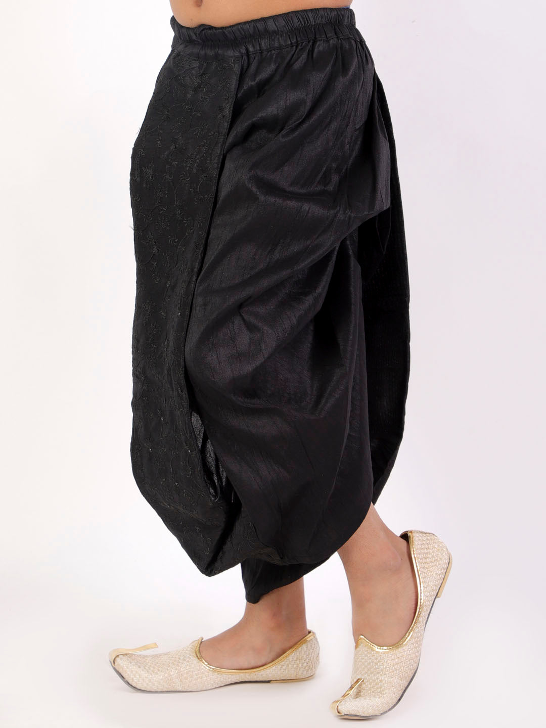 Color_Black