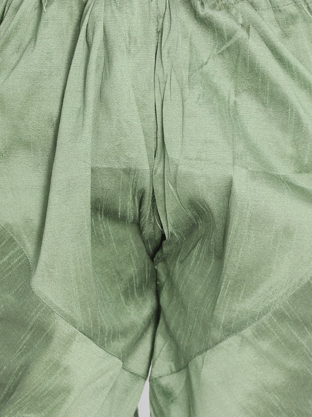 Men's Light Green Silk Blend Kurta and Pyjama Set - Vastramay