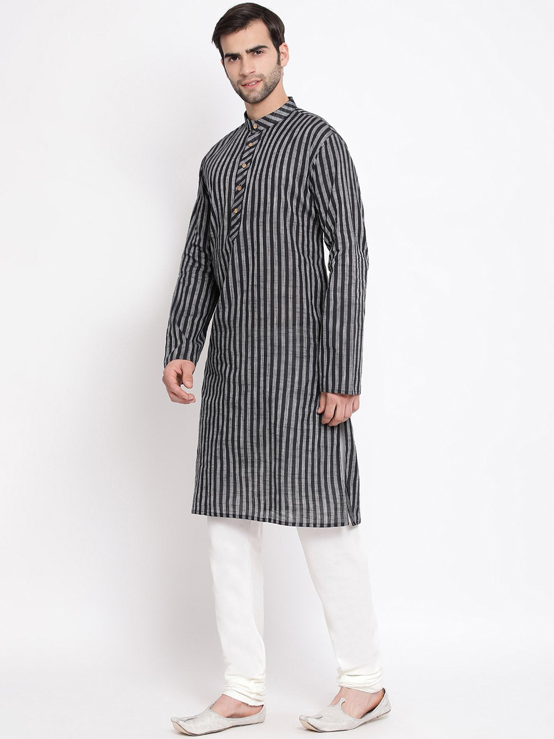 Men's Black Pure Cotton Kurta and Pyjama Set - Vastramay