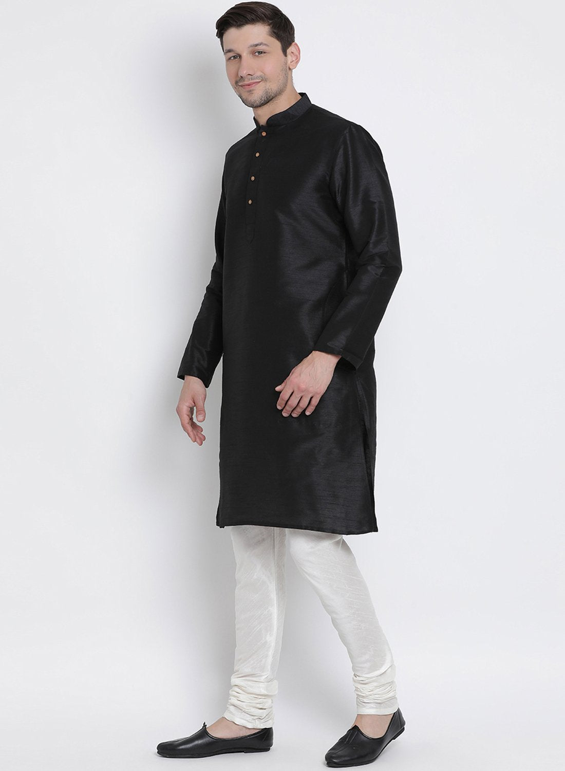 Men's Black Silk Blend Kurta and Pyjama Set - Vastramay