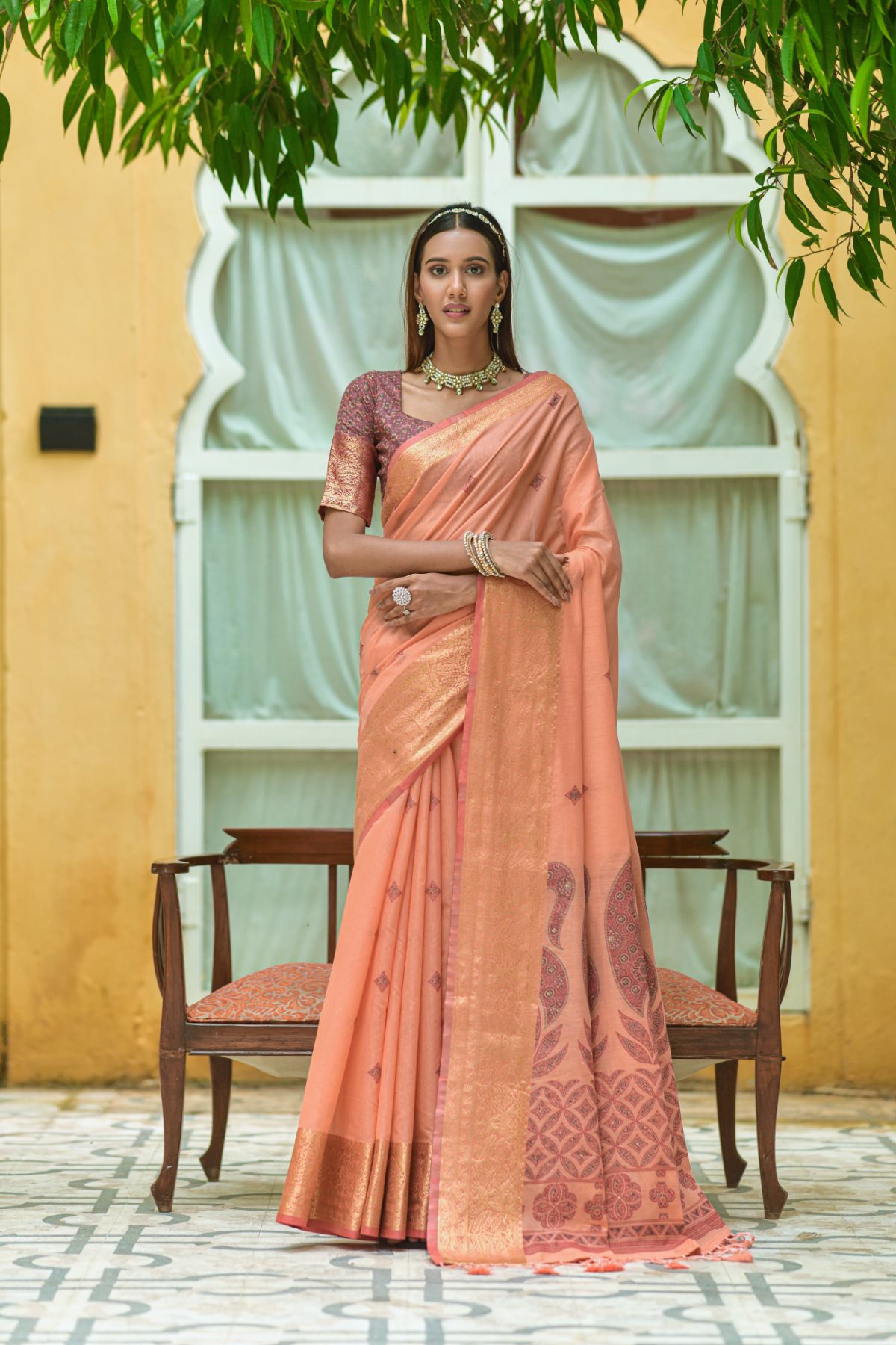Women's Orange Woven Pure Cotton Saree with Tassels - Vishnu Weaves