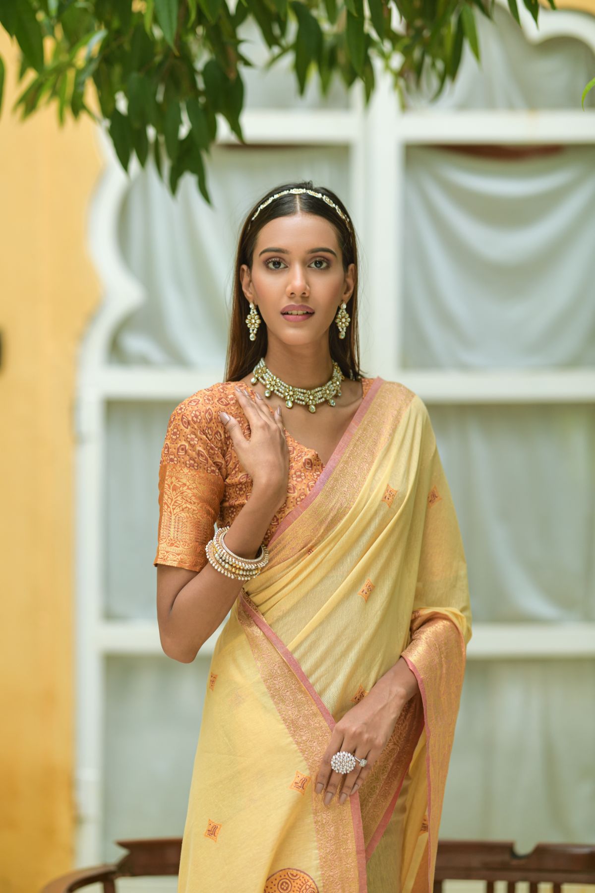 Women's  Yellow Woven Pure Cotton Saree with Tassels - Vishnu Weaves
