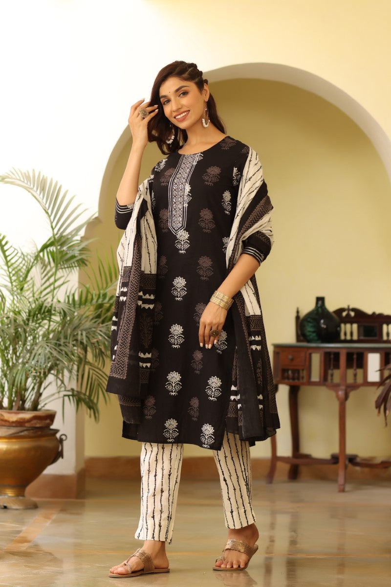 Women's Cotton Blend Printed Kurta Pant Dupatta Set - Ahika