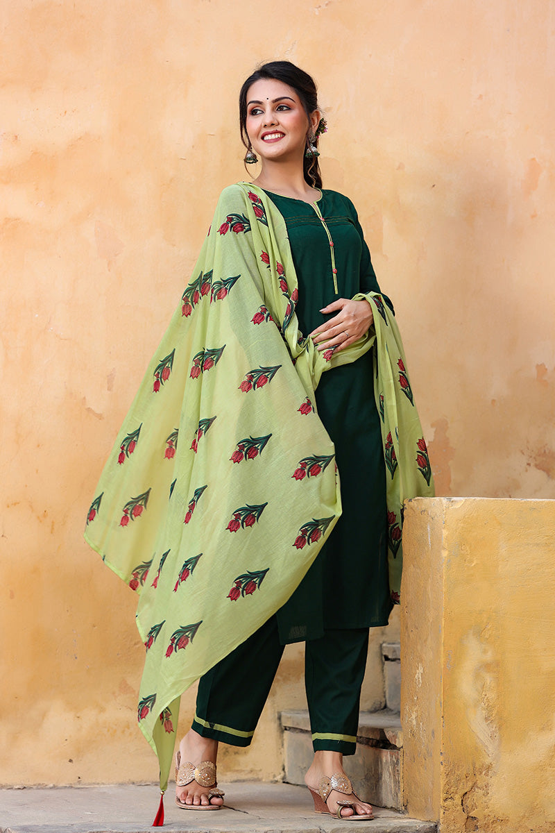 Women's Green Regular Pure Cotton Kurta With Pants With Dupatta - Ahika