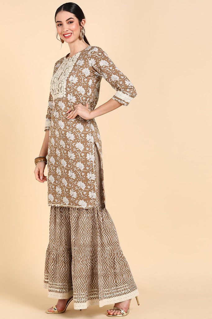 Color_Beige