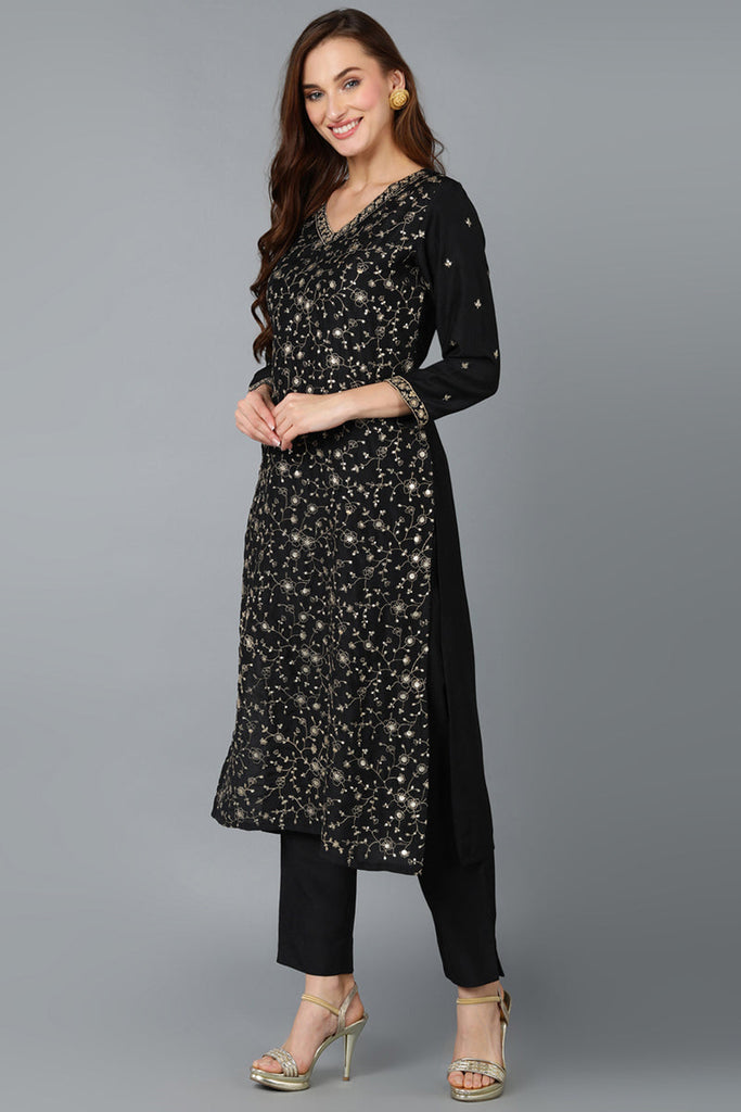 Color_Black