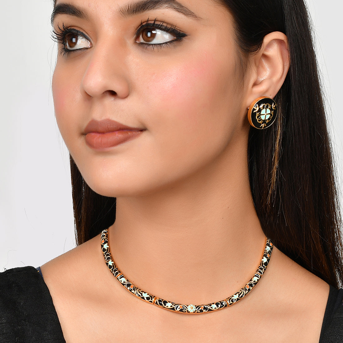 Women's Enameled Elegance Black Gold-Plated Necklace Set - Voylla