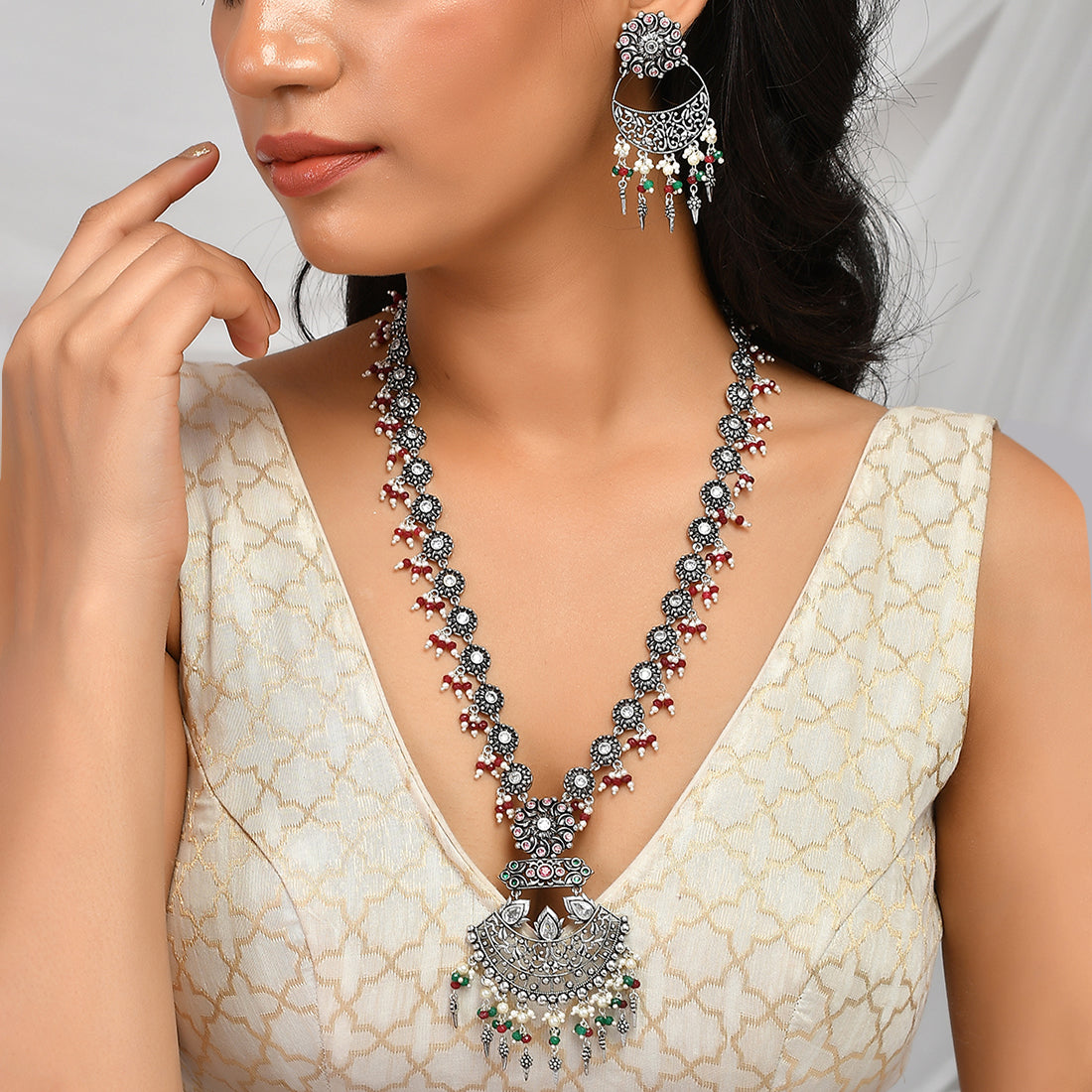Women's Abharan Heavily Embellished Opulent Jewellery Set - Voylla