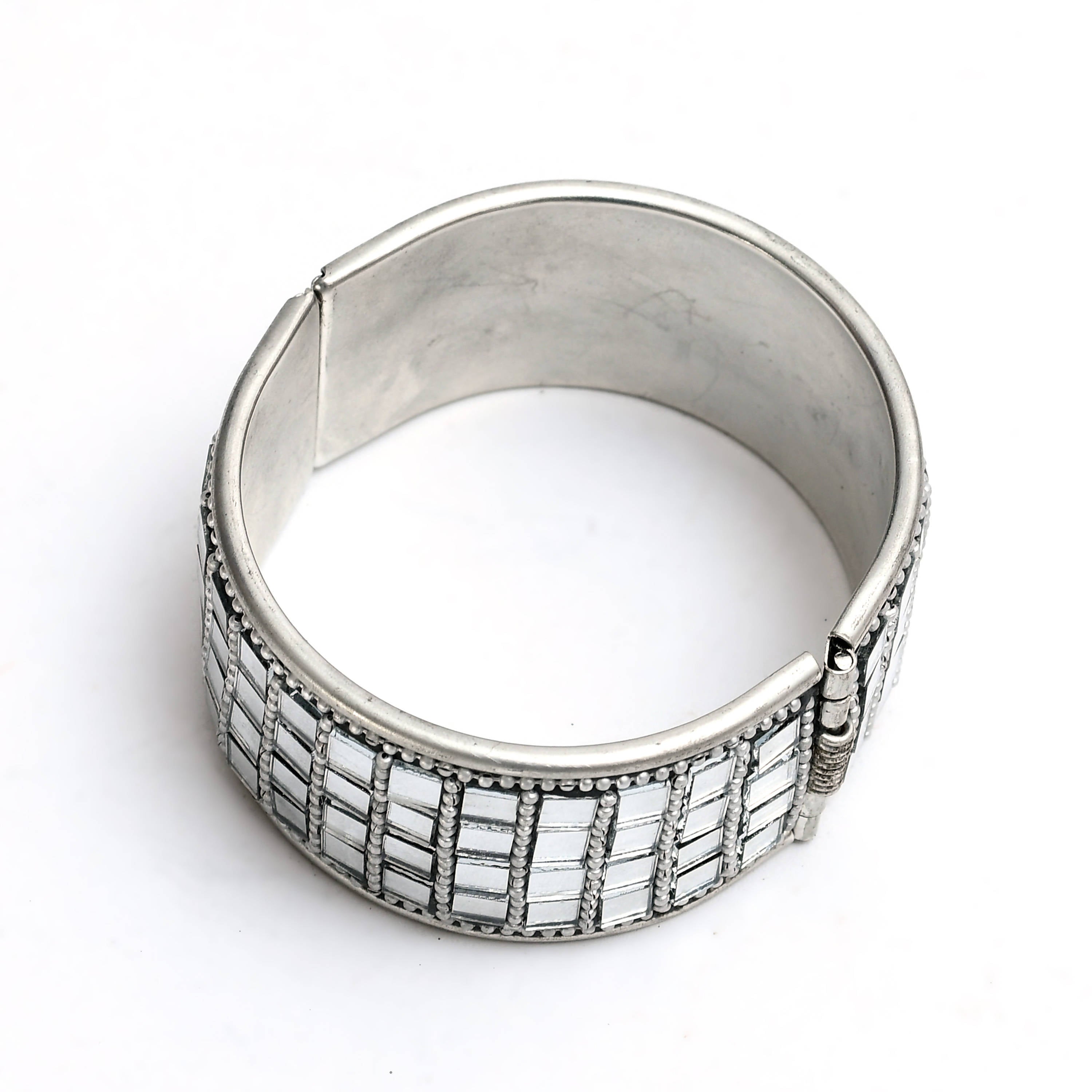 Johar Kamal Oxidised Silver-Plated Mirror Bracelet Jkbracelet_009