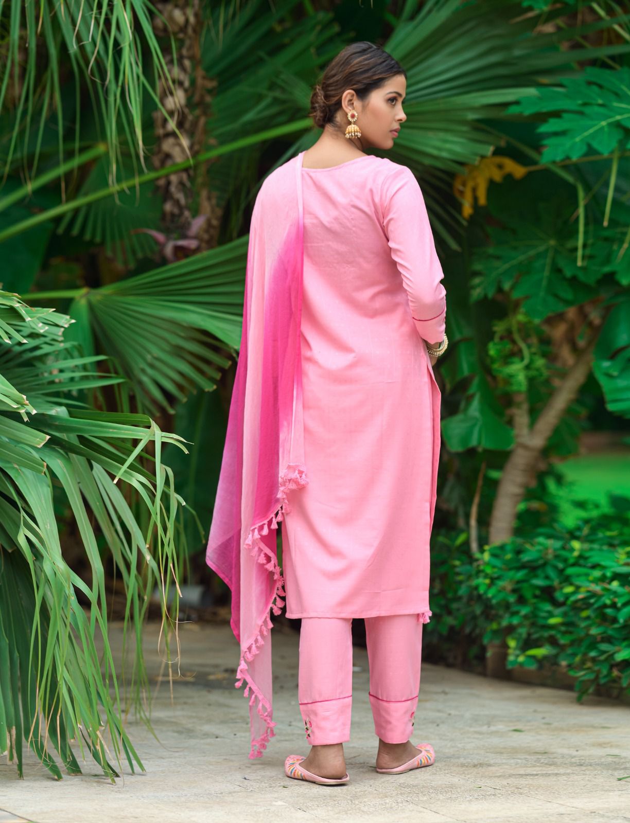 Women's Pink Viscose Rayon Blend Kurta set - Dwija Fashion