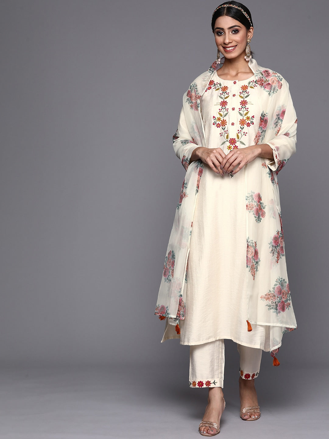 Women's Off White Embroidery Kurta Set - Dwija Fashion