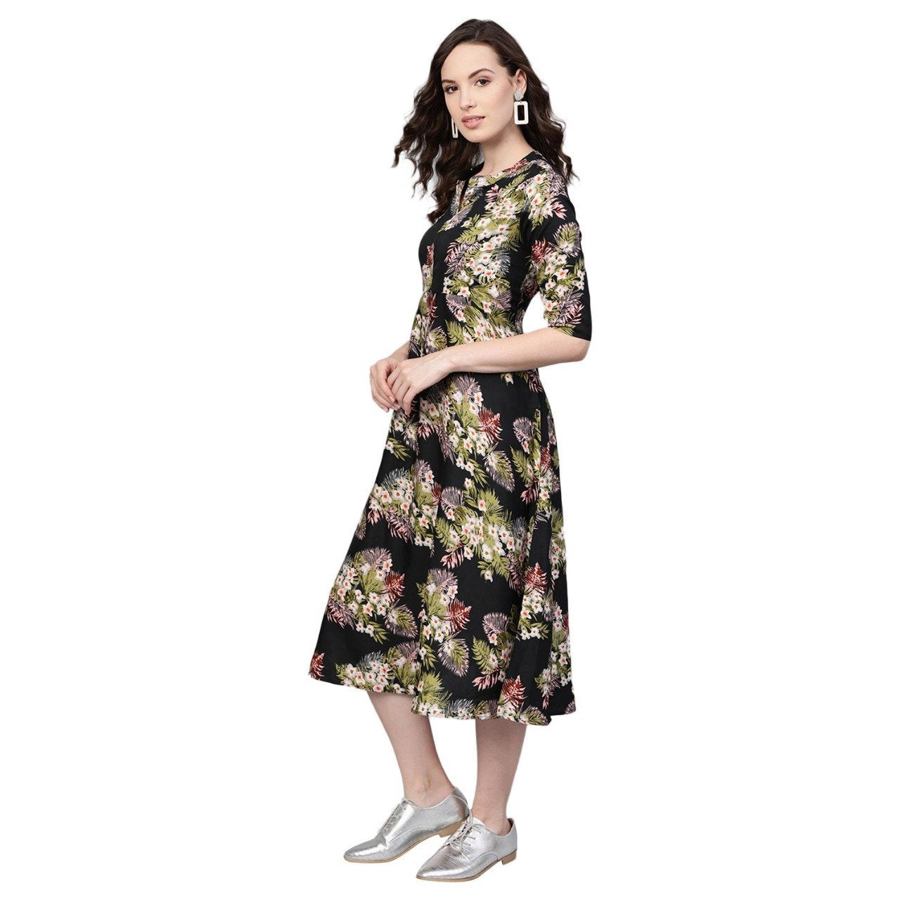 Women Blac Floral Printed Dress by Myshka (1 Pc Set)