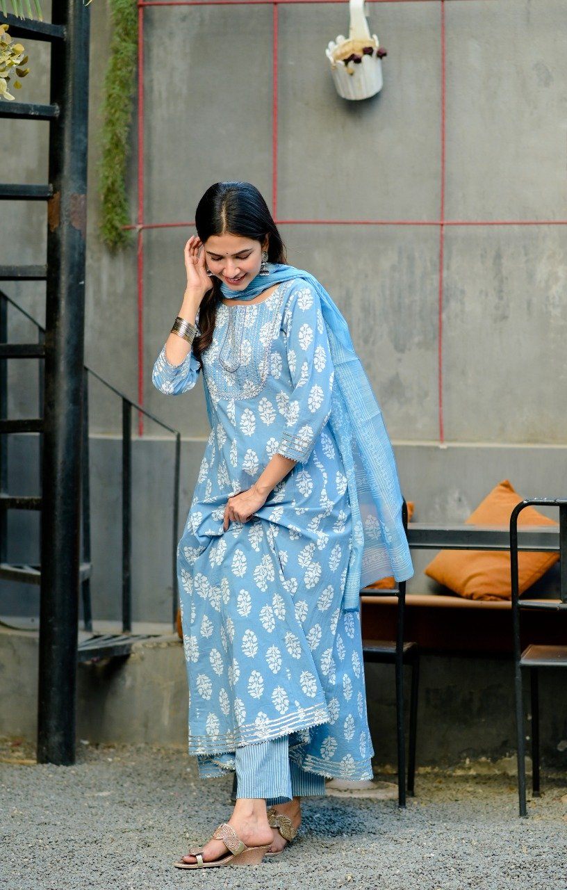 Women's Blue & White Embroidered Handblock Anarkali Kurta With Trousers & Dupatta Set - Yufta