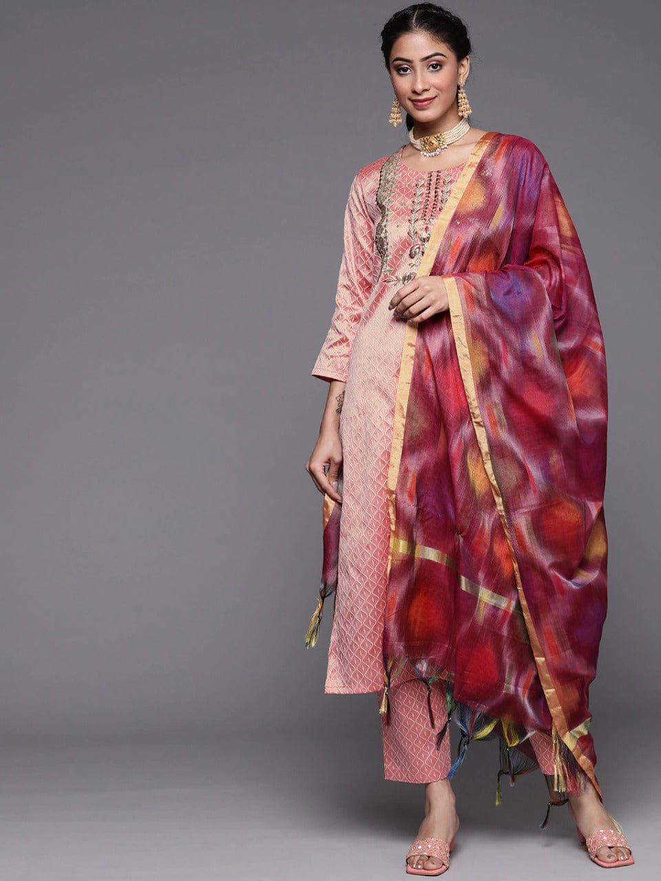 Women's Dusty Pink Ethnic Motifs Embroidered Kurta with Trousers & Dupatta - Varanga