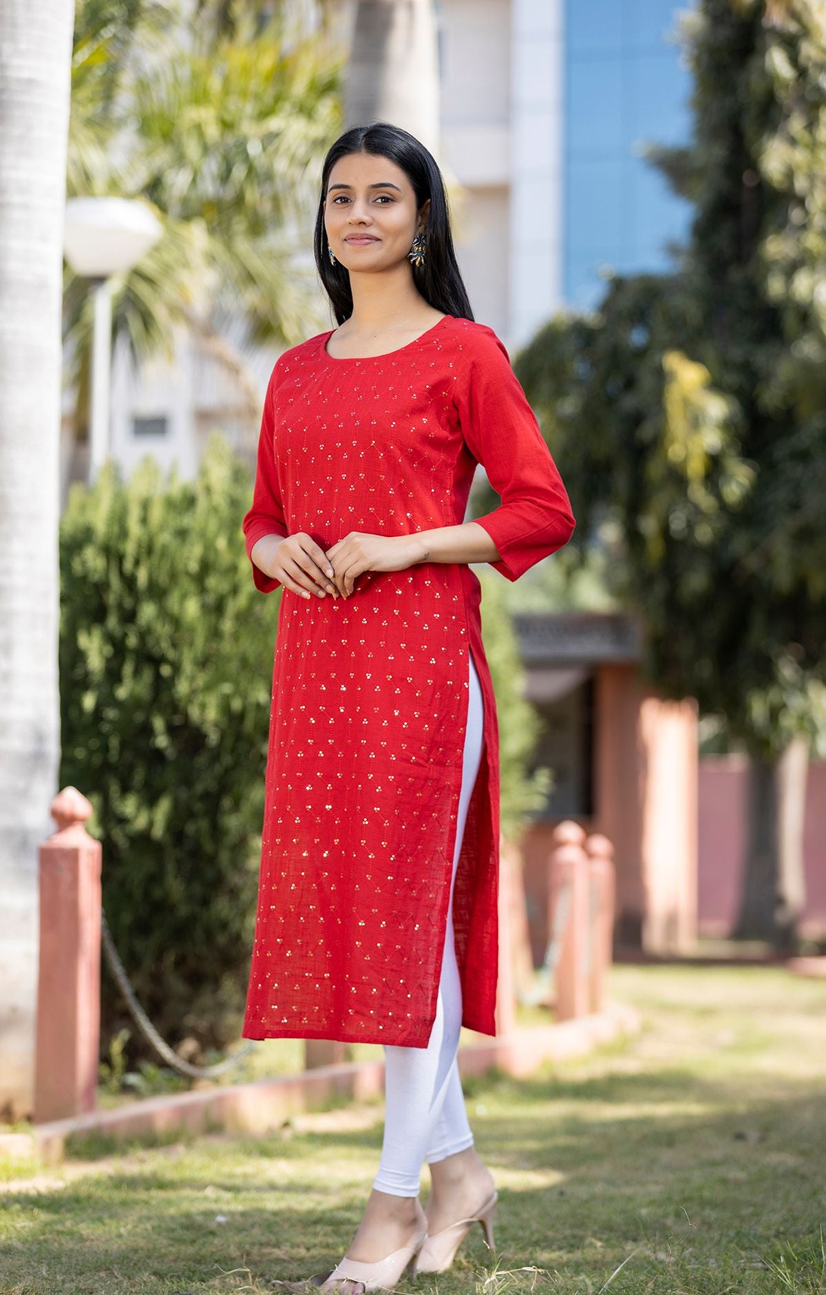 Women's Red Solid Sequin Embellishment Kurta - KAAJH