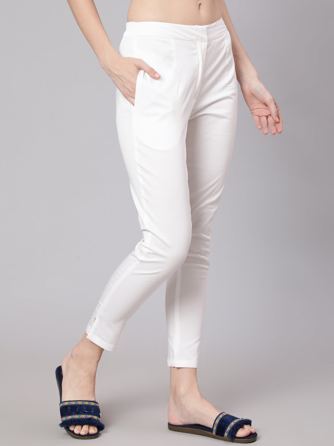 Women's White Slim Fit Pant - Aks