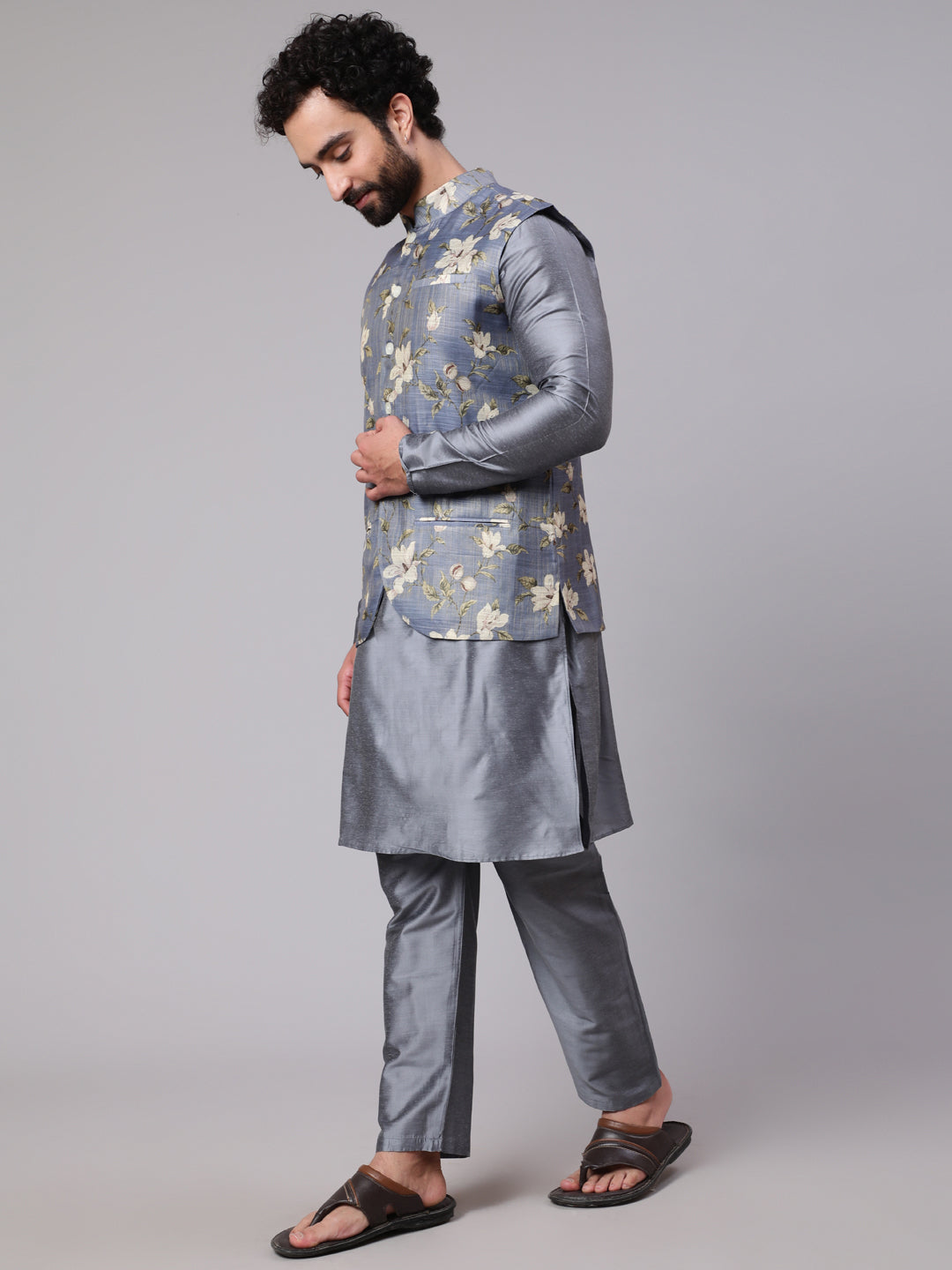 Men's Grey Kurta Pyjama With Floral Print Nehru Jacket - Aks Men