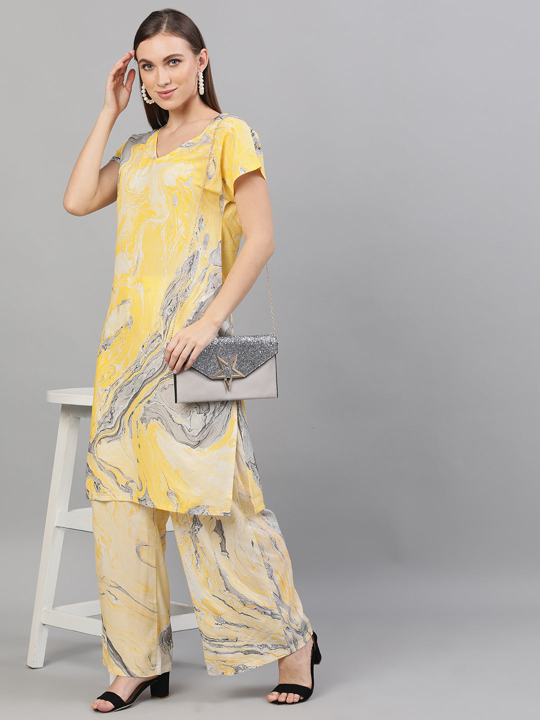 Women's Yellow & Grey Marble Print Kurta - Aks