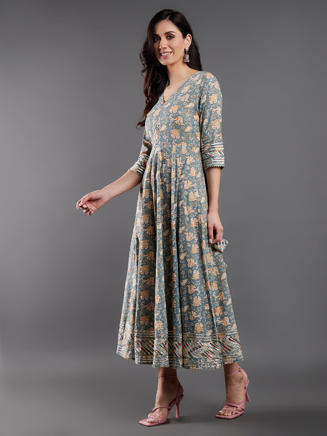 Women's Grey Floral Printed Maxi Dress With Dupatta - Aks