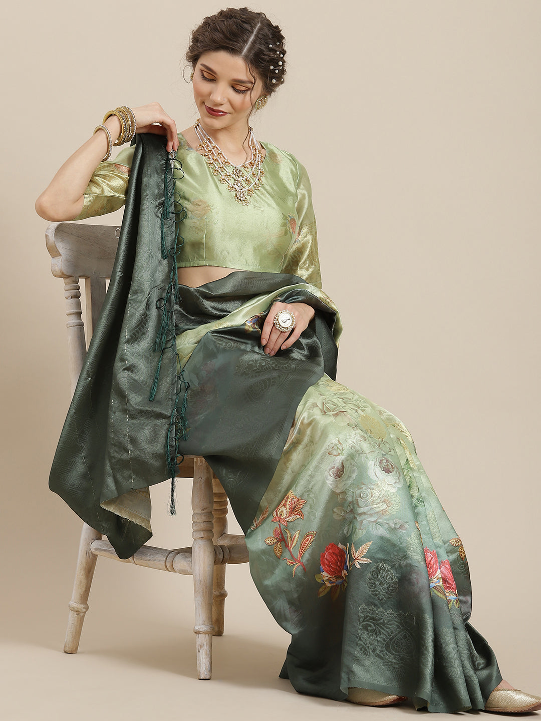 Women's Green Floral Print Banarasi Jacquard Saree With Blouse Piece - Aks